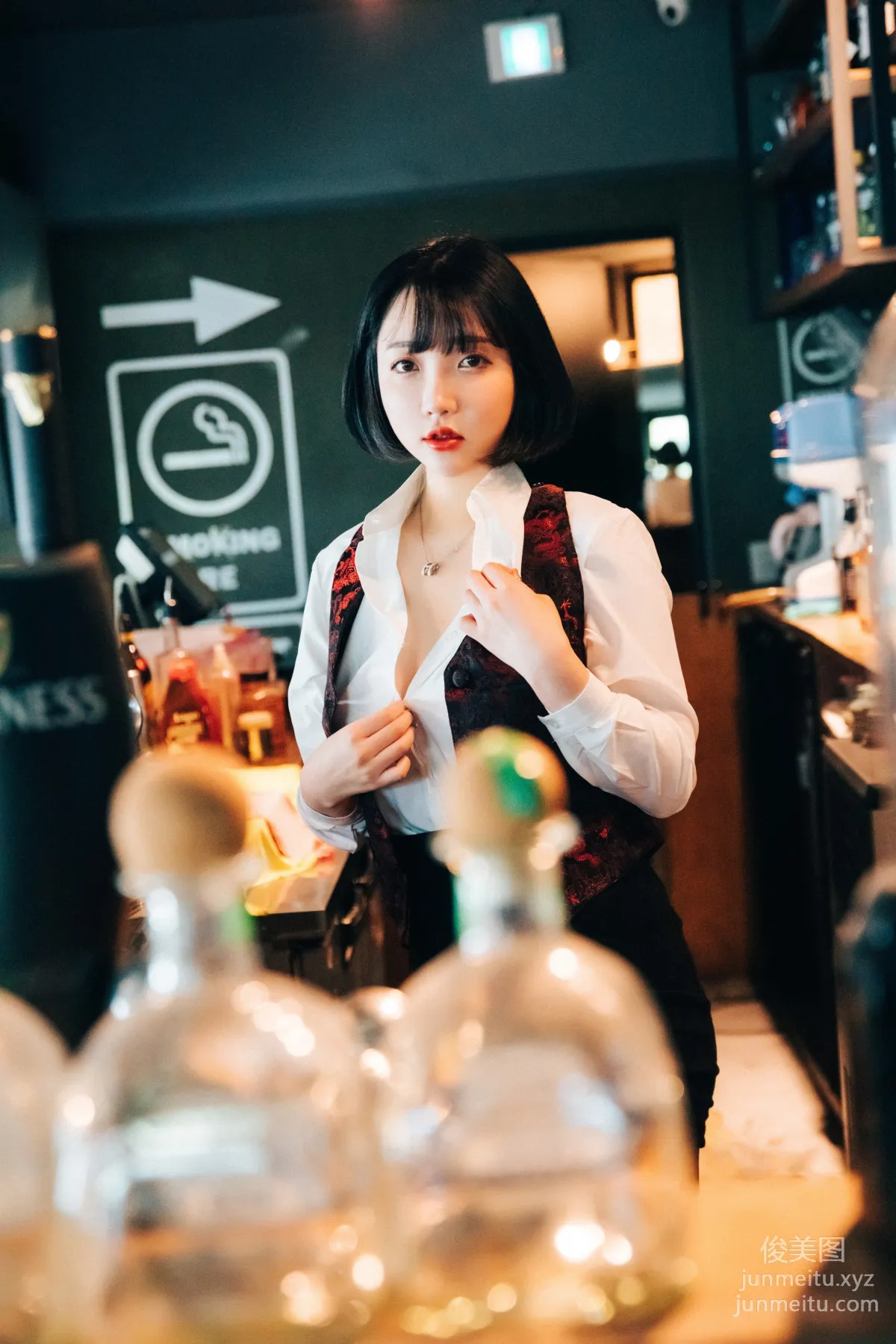 040.[Loozy] Ye Eun 손예은 - Tainted love bar [126P] page 106