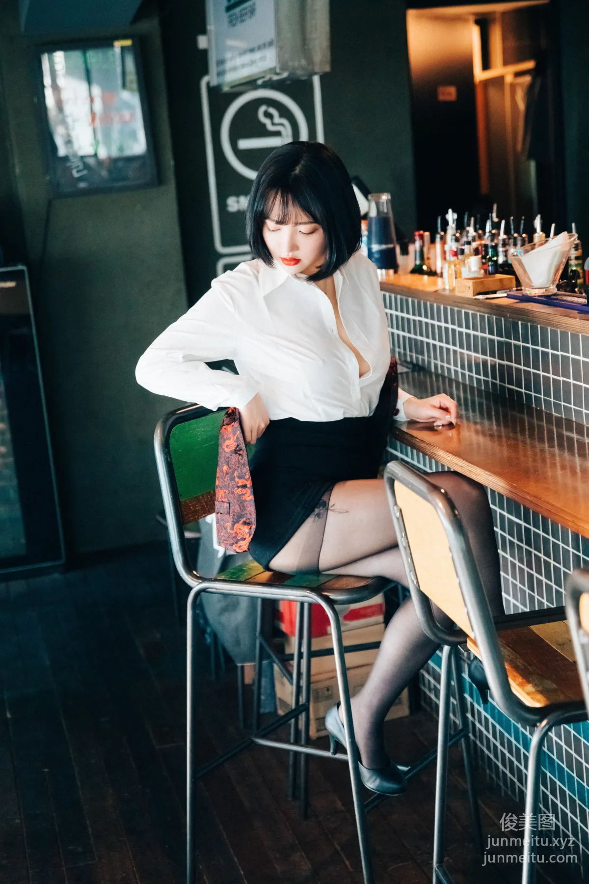 040.[Loozy] Ye Eun 손예은 - Tainted love bar [126P] page 36