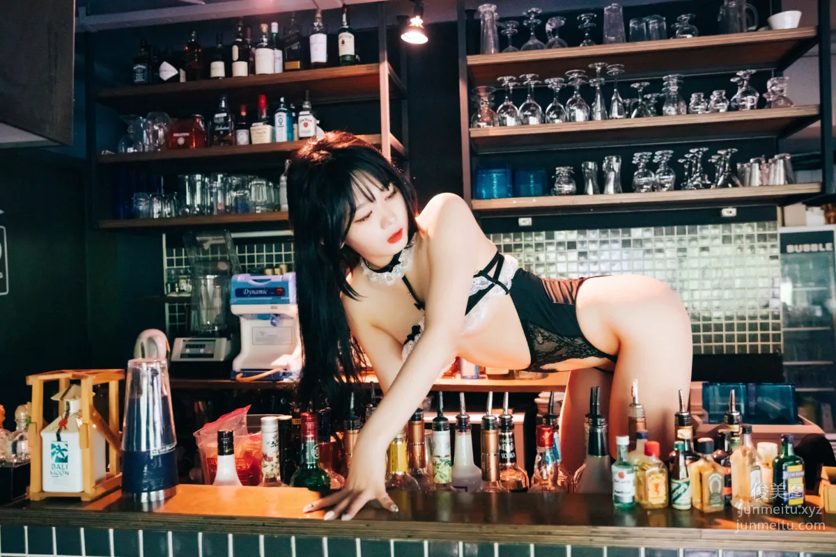 049.[Loozy] Zia (지아) - SM Bar [211P] page 137