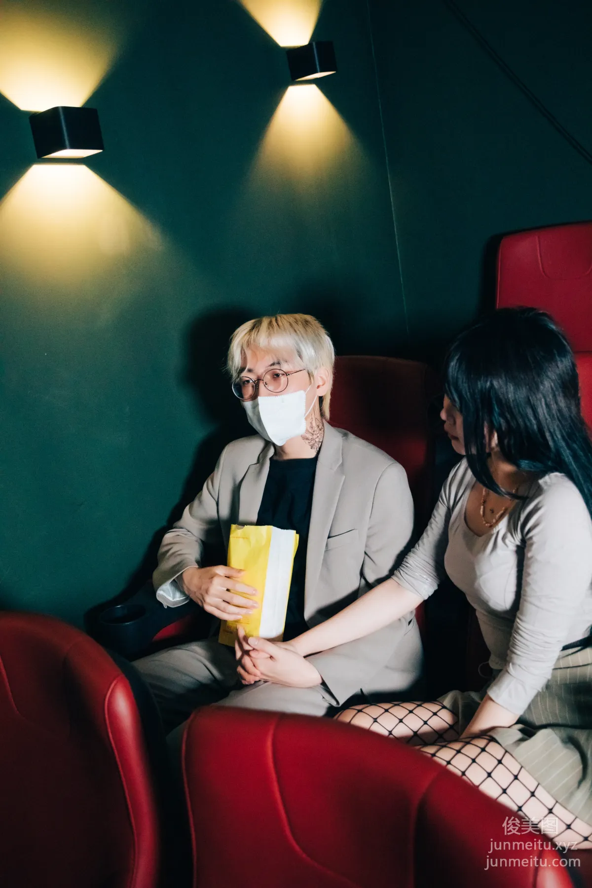 073.[Loozy] Zia (지아) -XXX in the theater S.Ver[157P] page 109