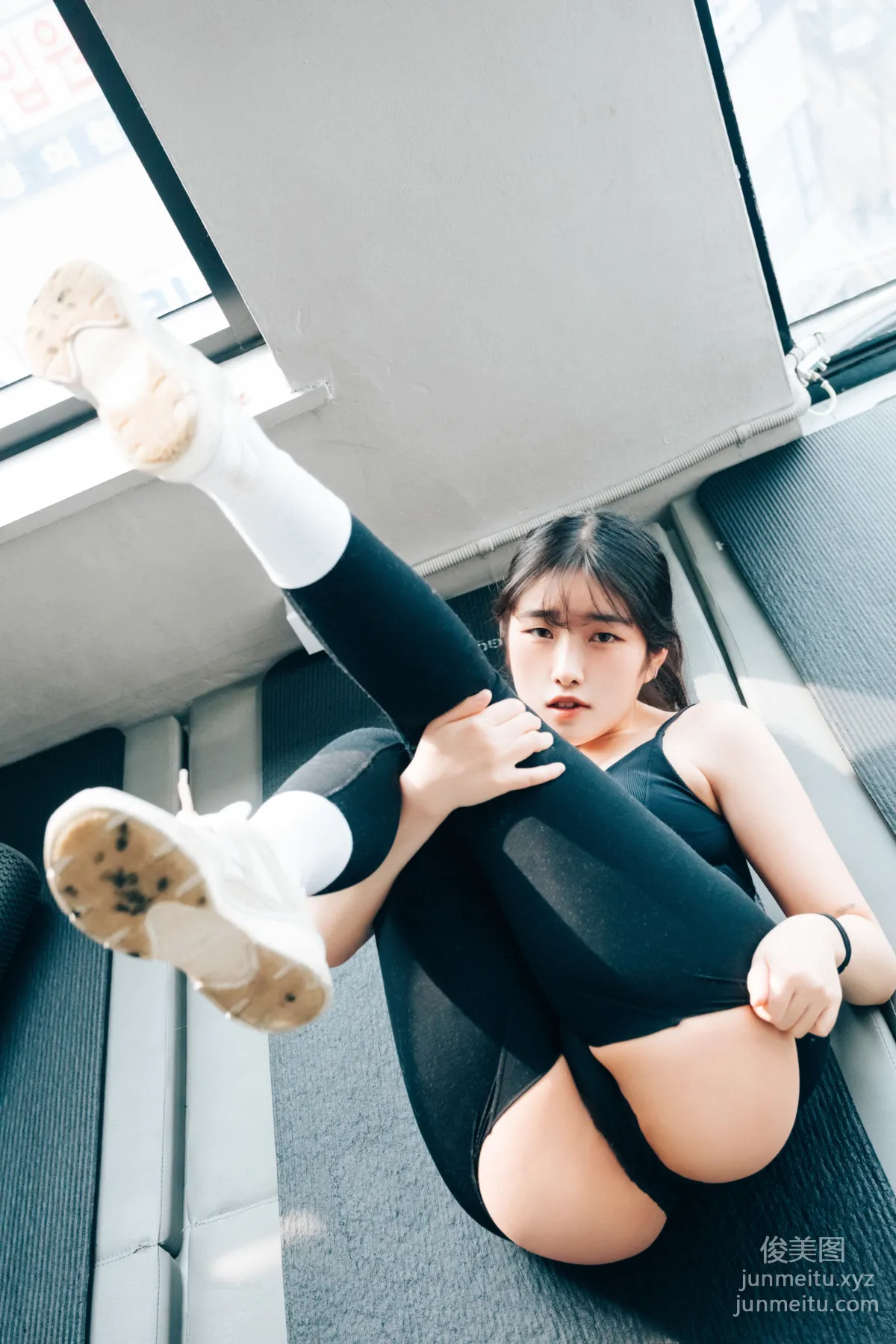 086.[Loozy] Sonson (손손) – Personal trainer + S.Ver [117P] page 47