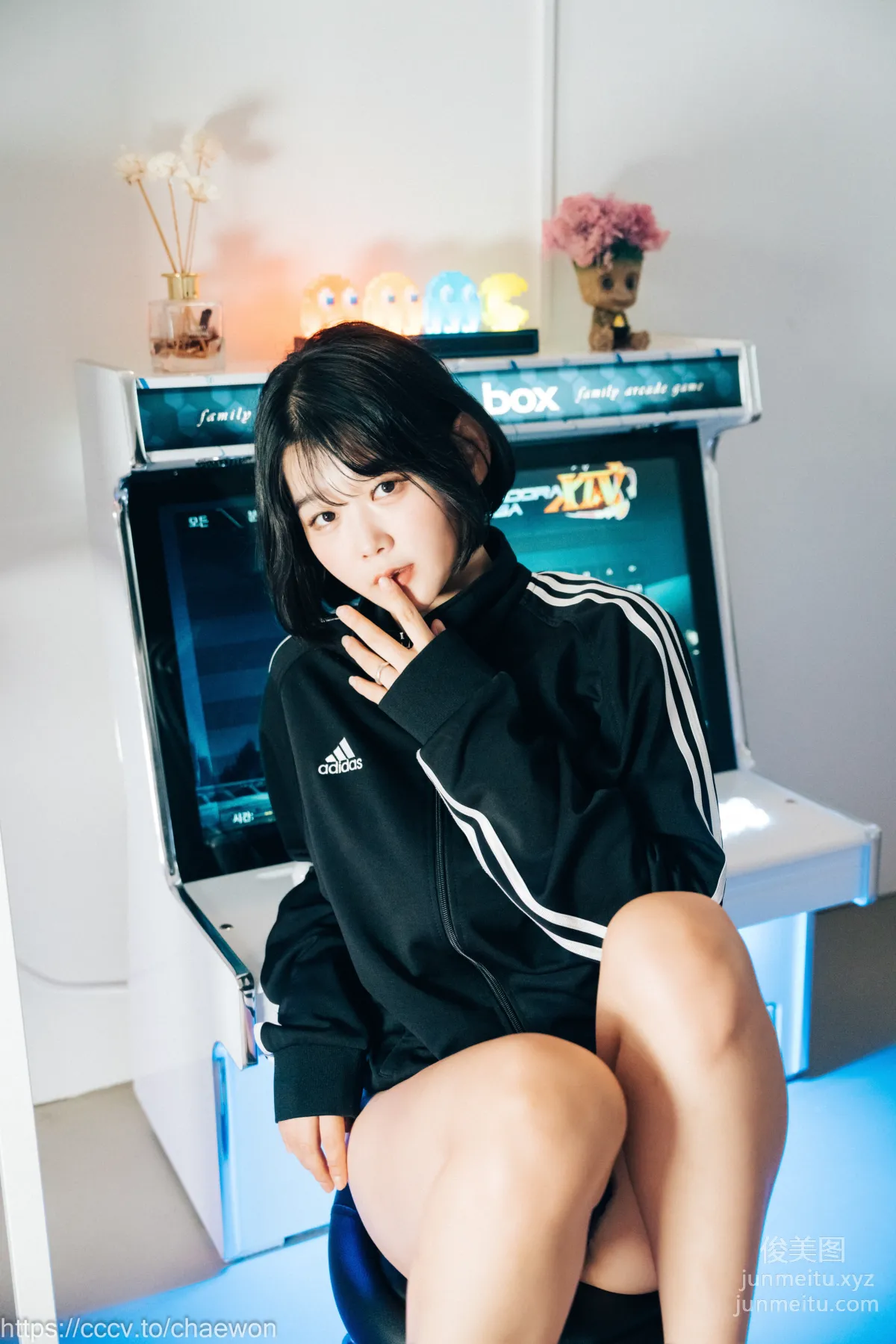 126.[Loozy] Zia (지아) - PC Room with SP[218P] page 148