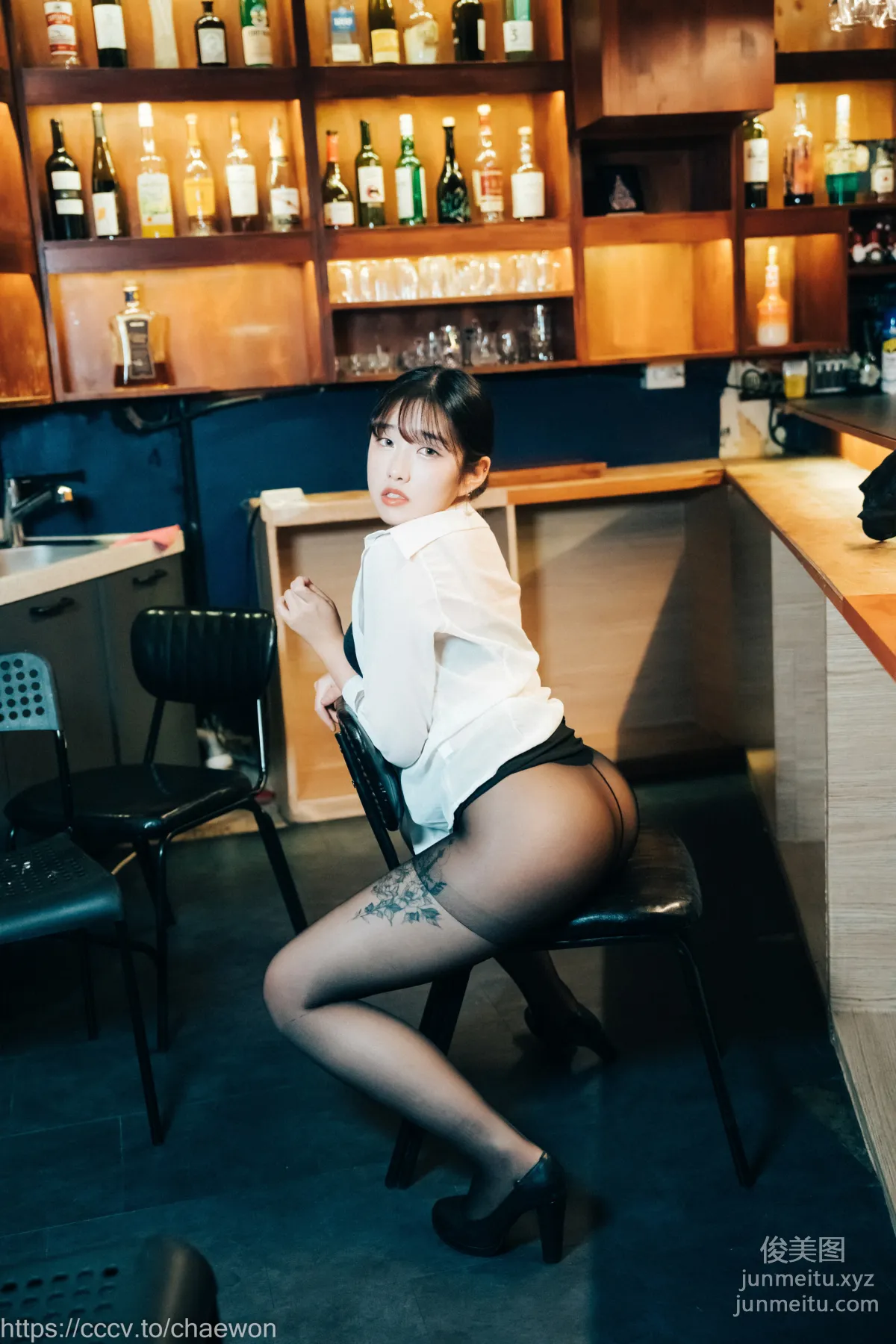 134.[Loozy] SonSon (손손) - S Bar[107P] page 20