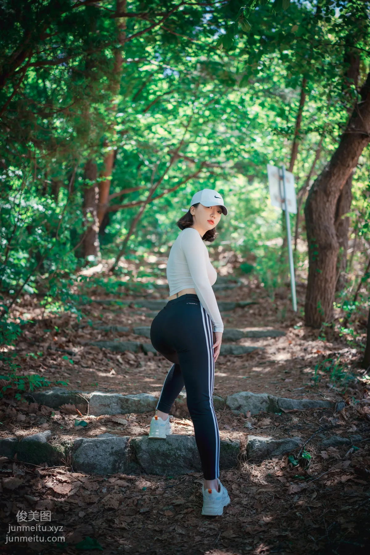 095.[DJAWA] Ye-Eun - Naughty Trekking[287P] page 141