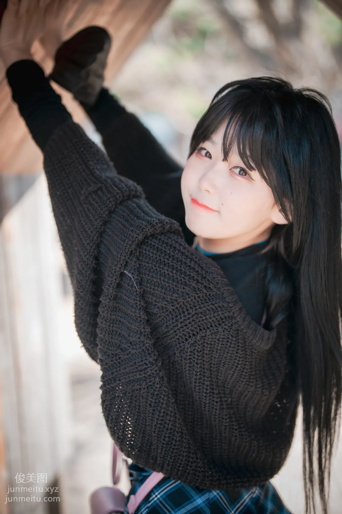 241.[DJAWA] Zia - Early Spring Walk in March[141P] page 48