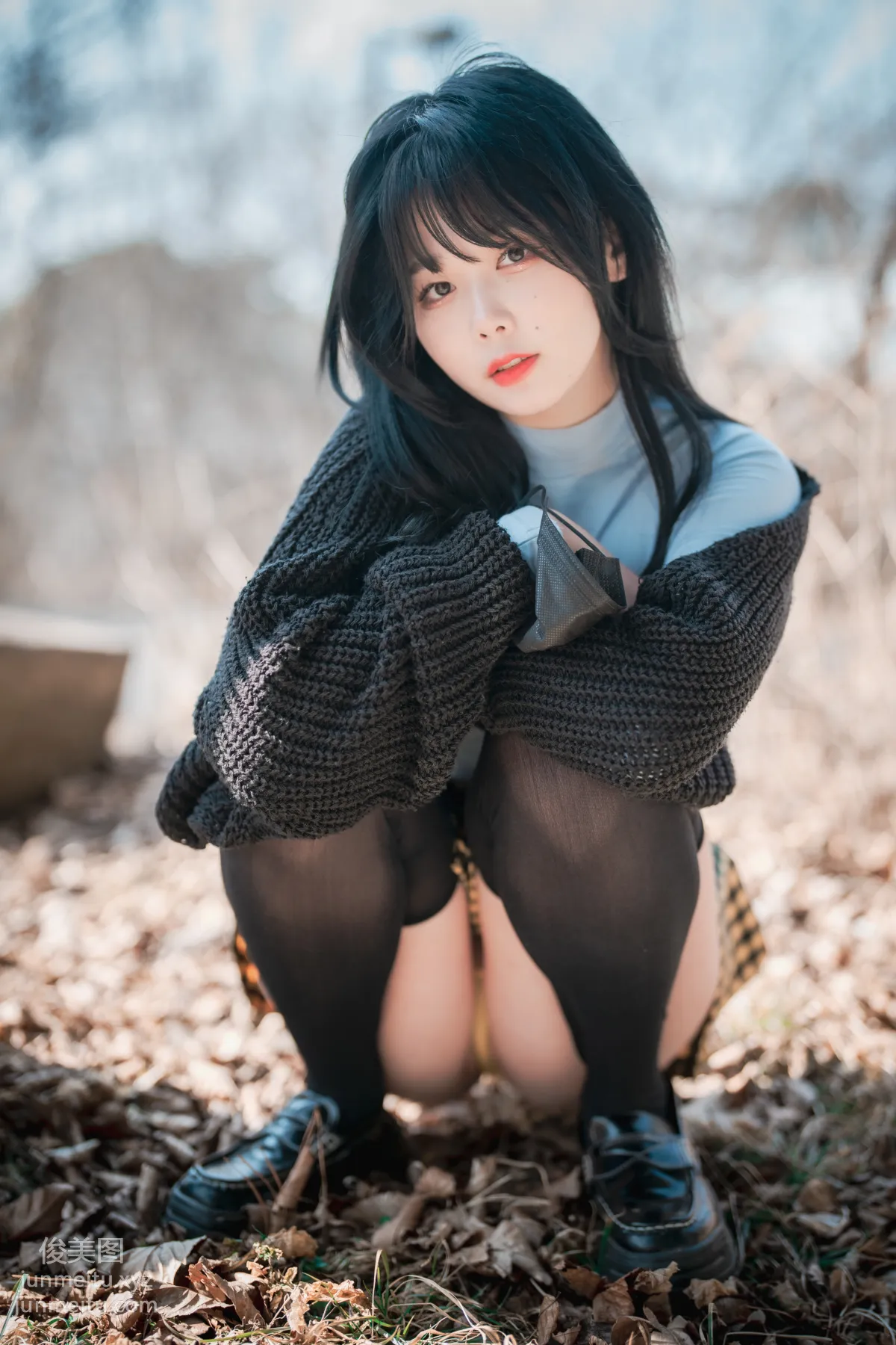 241.[DJAWA] Zia - Early Spring Walk in March[141P] page 78