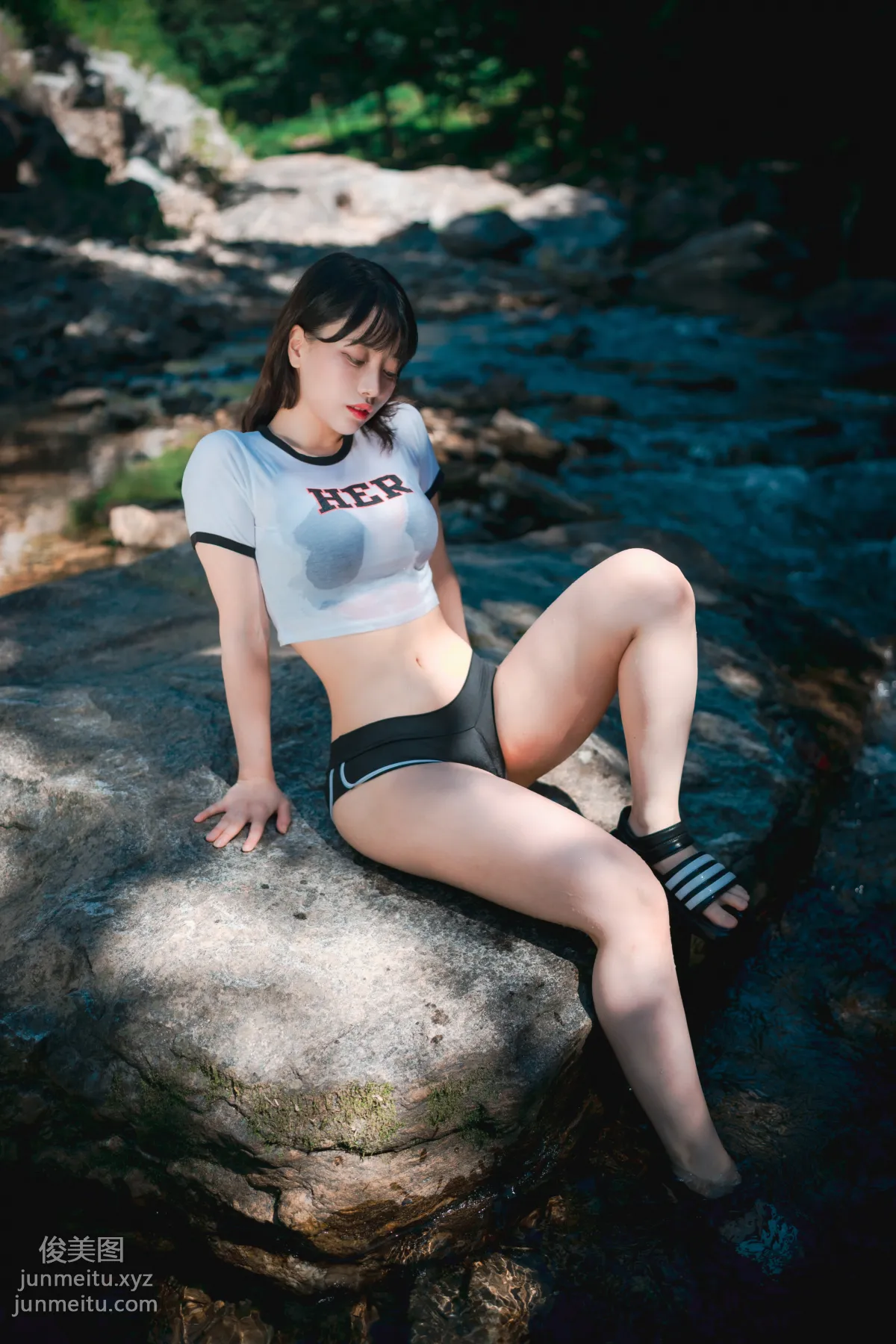 260.DJAWA Photo ZziZzi (모찌)– Summer Getaway Vol.3 [148P] page 82