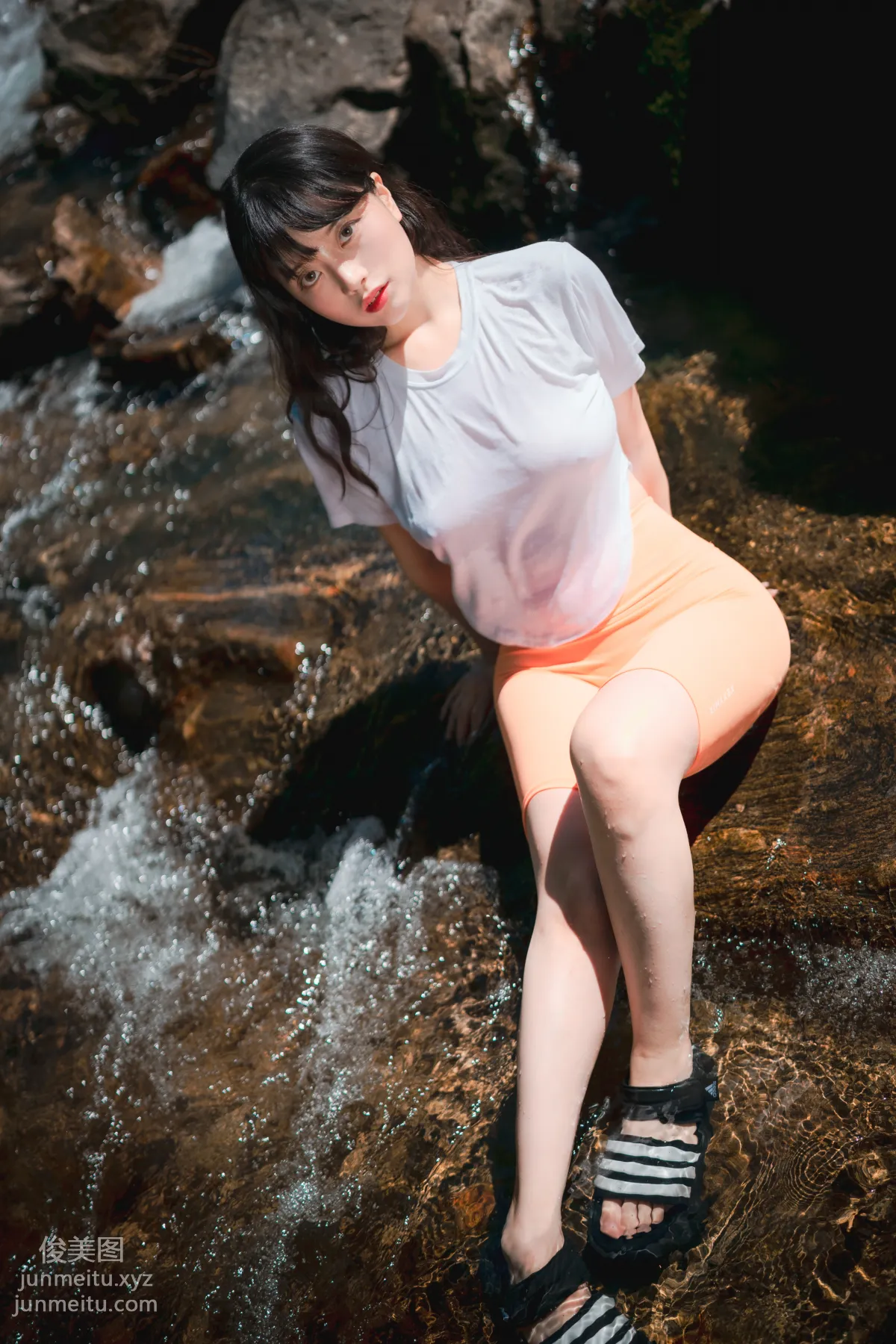 260.DJAWA Photo ZziZzi (모찌)– Summer Getaway Vol.3 [148P] page 131