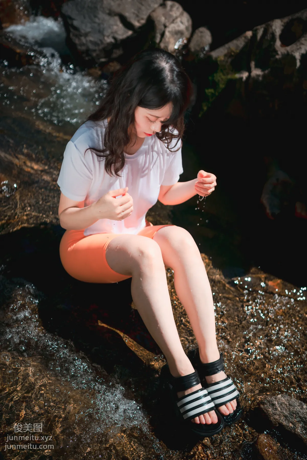260.DJAWA Photo ZziZzi (모찌)– Summer Getaway Vol.3 [148P] page 136
