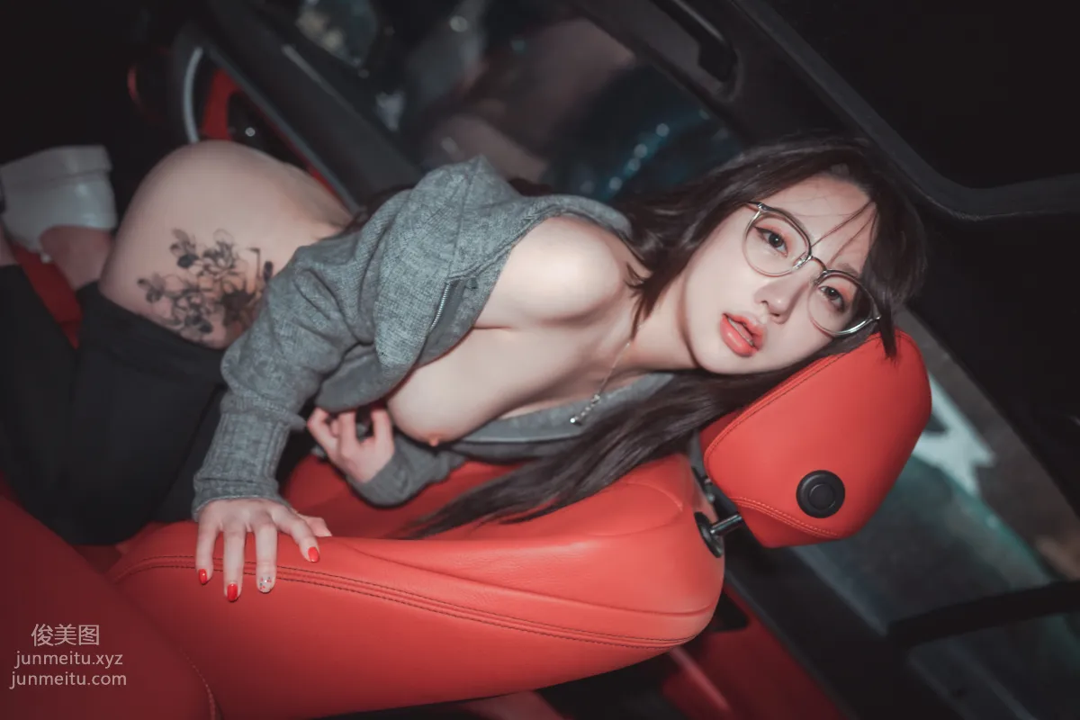 266.DJAWA Photo — NO.296 Yeeun (손예은) - Drive My Car [90P] page 86