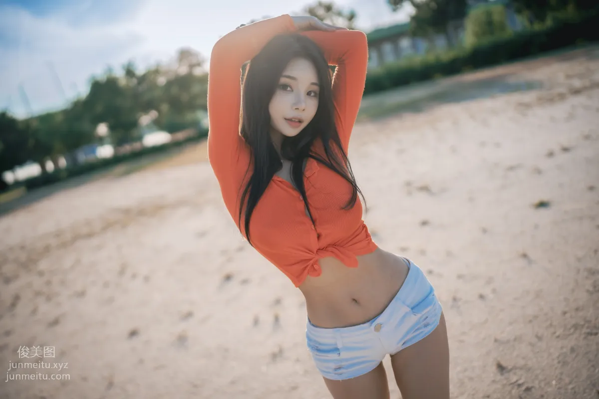 298.[DJAWA] Zzyuri - Last Summer[93P] page 25
