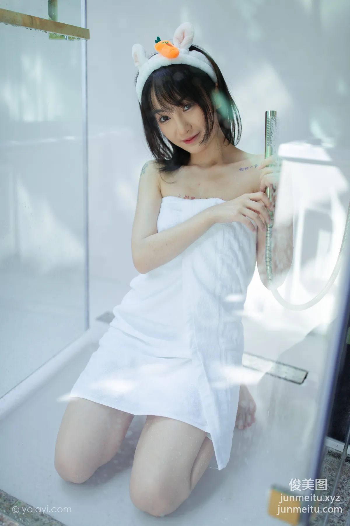 [YALAYI雅拉伊] 2020.08.06 NO.684 落落《清凉一夏》 page 24