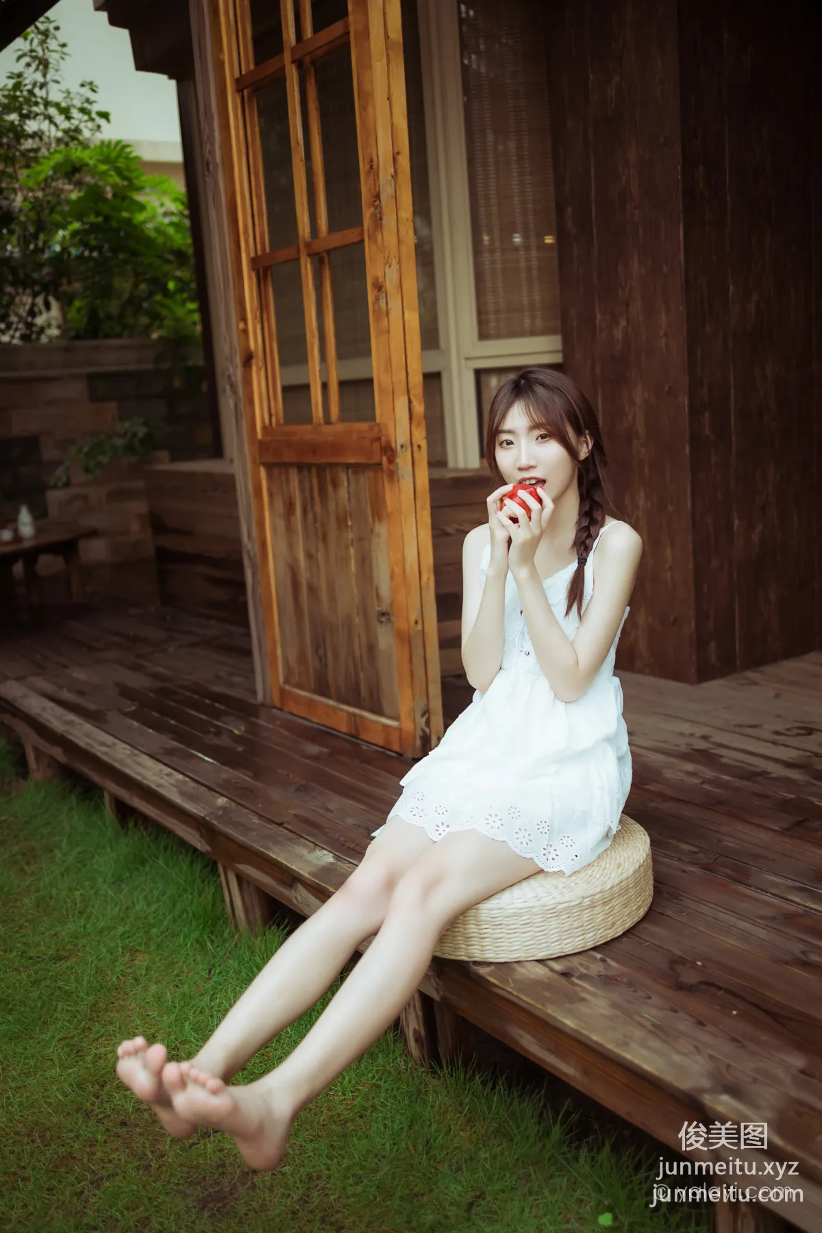[YALAYI雅拉伊] 2020.10.19 NO.715 小乔《雨后花园》 page 28