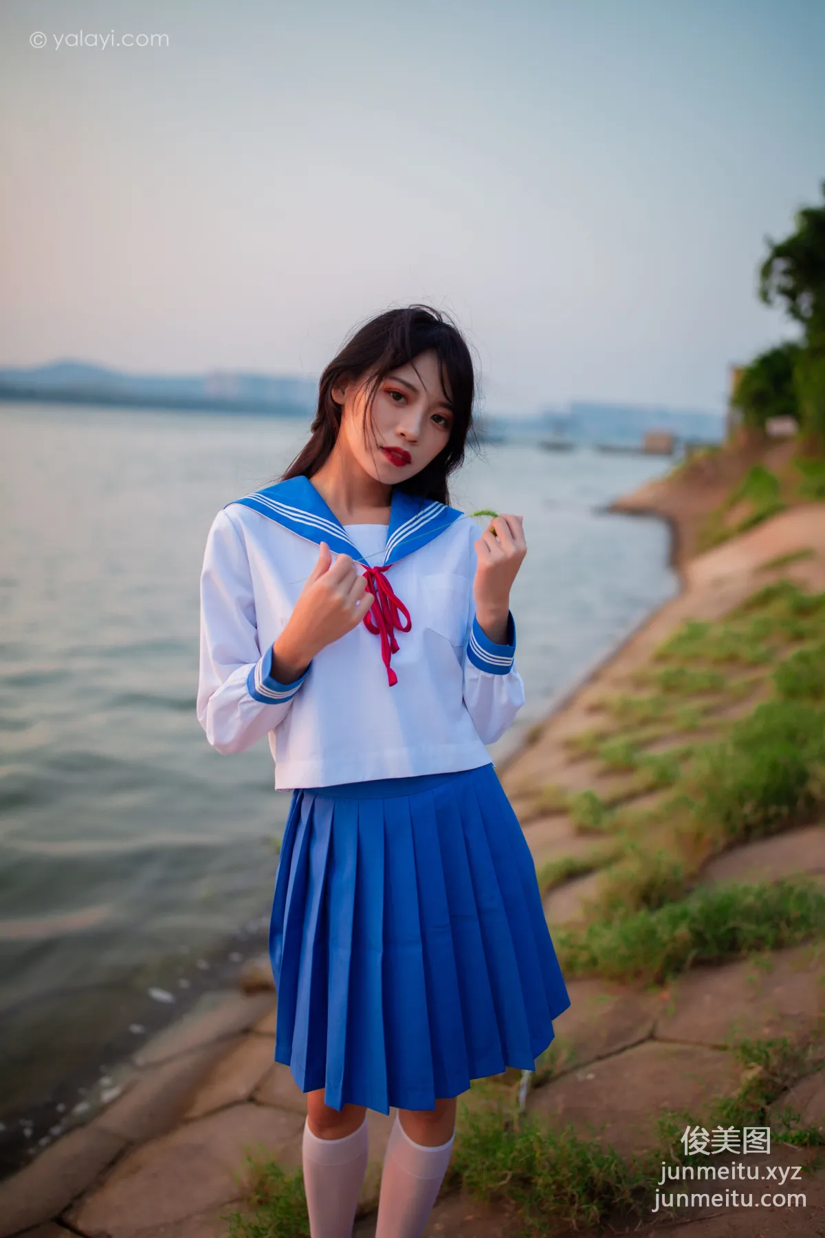 [YALAYI雅拉伊] 2020.11.09 NO.724 丽雅《秋意浓》 page 43