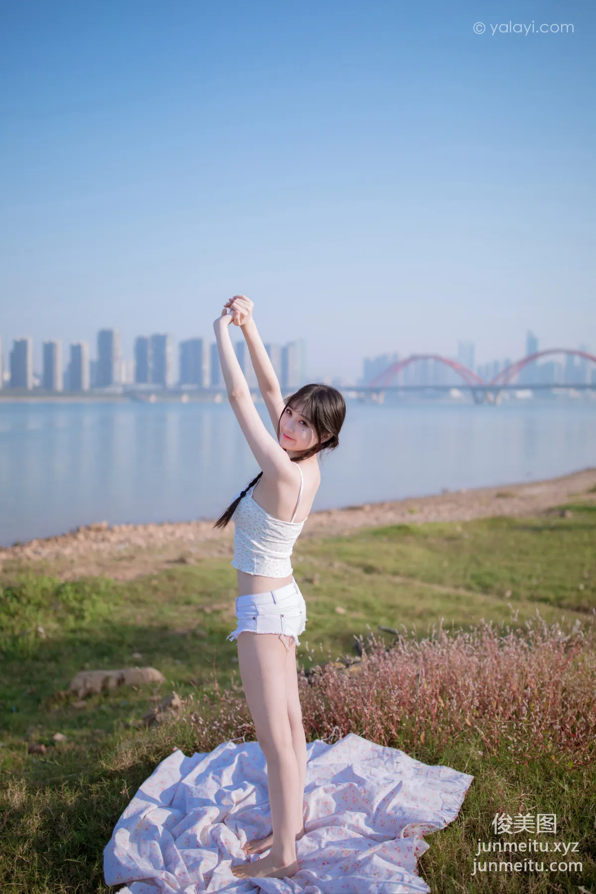 [YALAYI雅拉伊] 2020.12.07 NO.736 瓶儿《去江边》 page 26