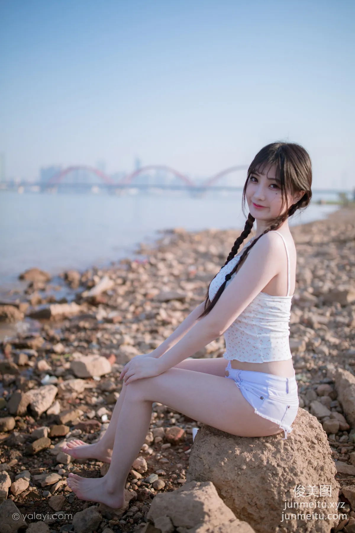 [YALAYI雅拉伊] 2020.12.07 NO.736 瓶儿《去江边》 page 31