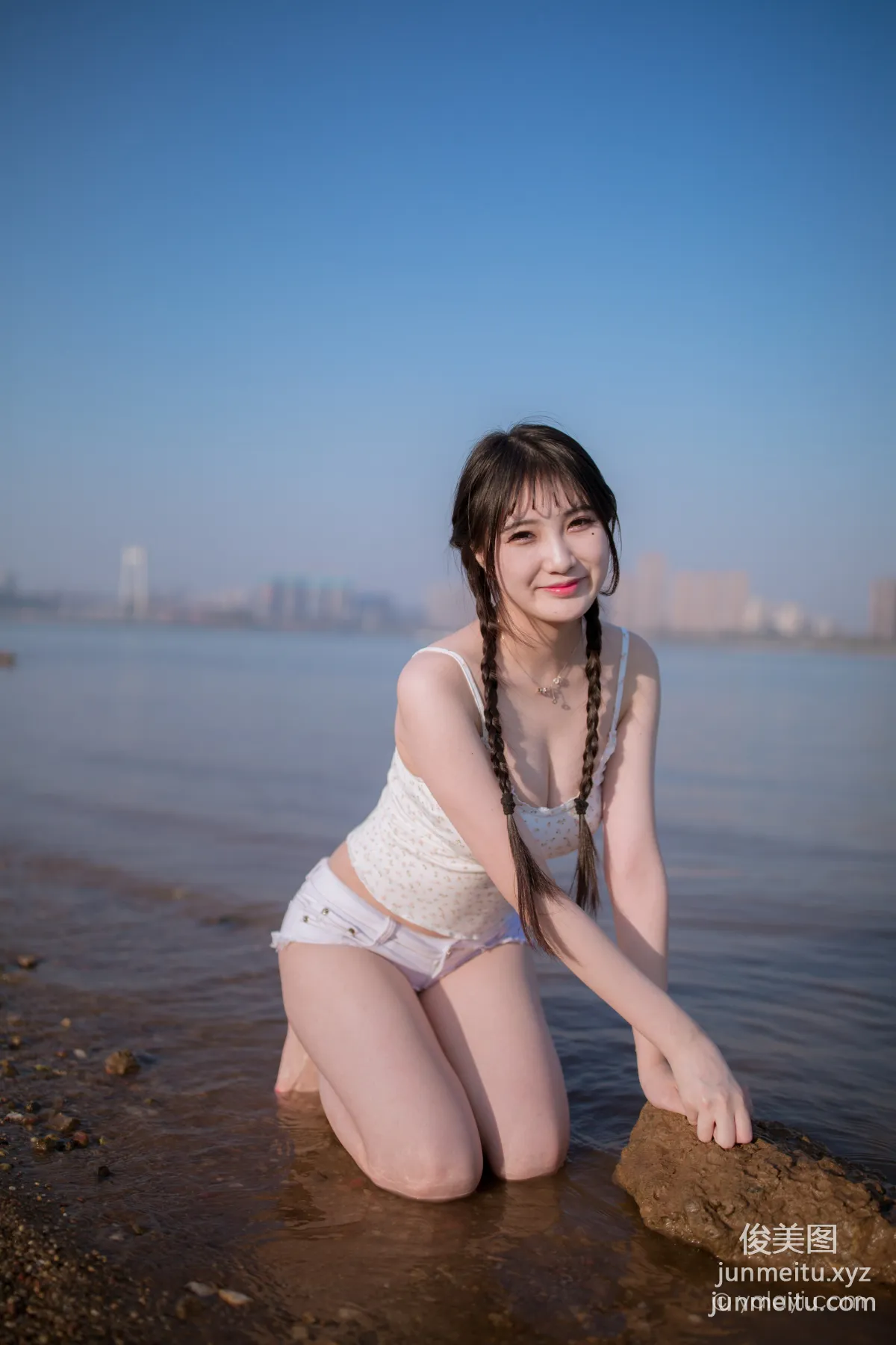 [YALAYI雅拉伊] 2020.12.07 NO.736 瓶儿《去江边》 page 41
