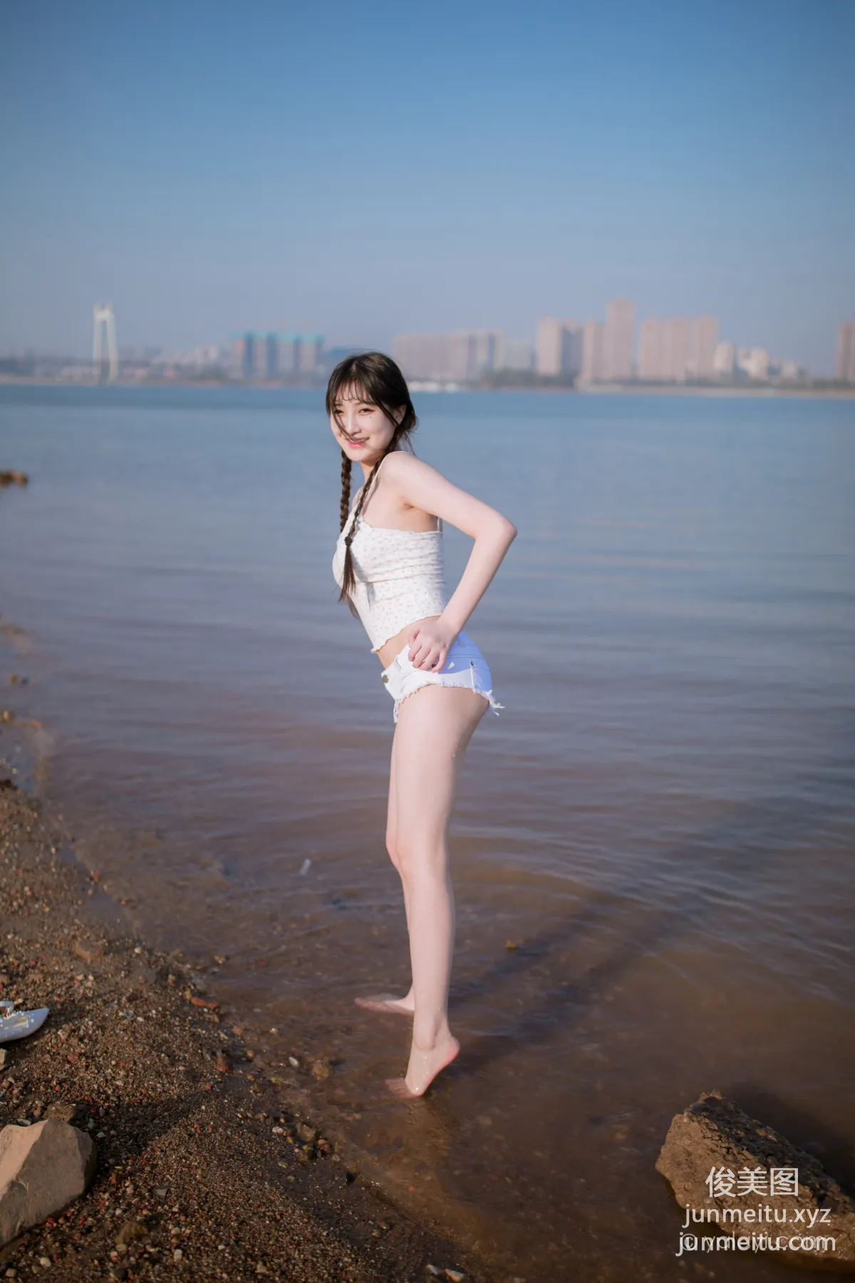 [YALAYI雅拉伊] 2020.12.07 NO.736 瓶儿《去江边》 page 42