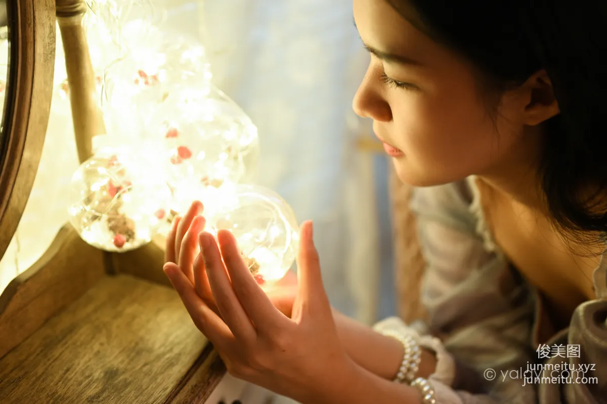 [YALAYI雅拉伊] 2020.12.25 NO.744 虞艺《平安夜有我》 page 34