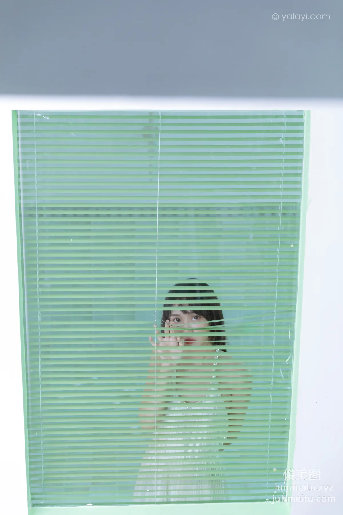 [YALAYI雅拉伊]2021.07.15 NO.818 窗内窗外 妍妍 page 34