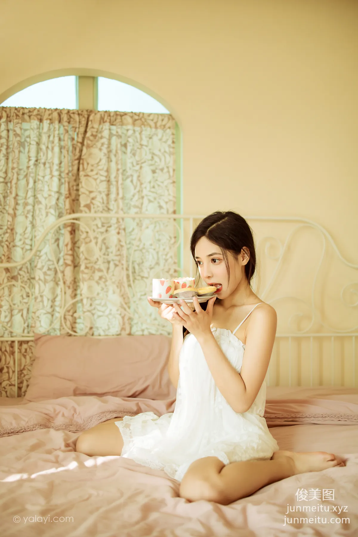 [YALAYI雅拉伊]2022.01.21 NO.892 有一点生气 诗咏 page 40