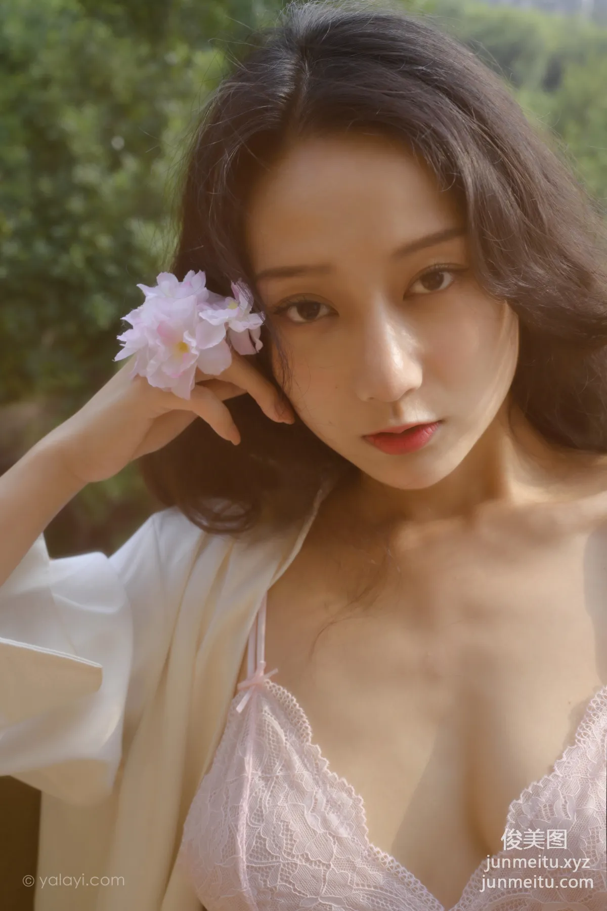 [YALAYI雅拉伊] 2022.08.12 NO.962 清晨的景色 何嘉颖 page 36