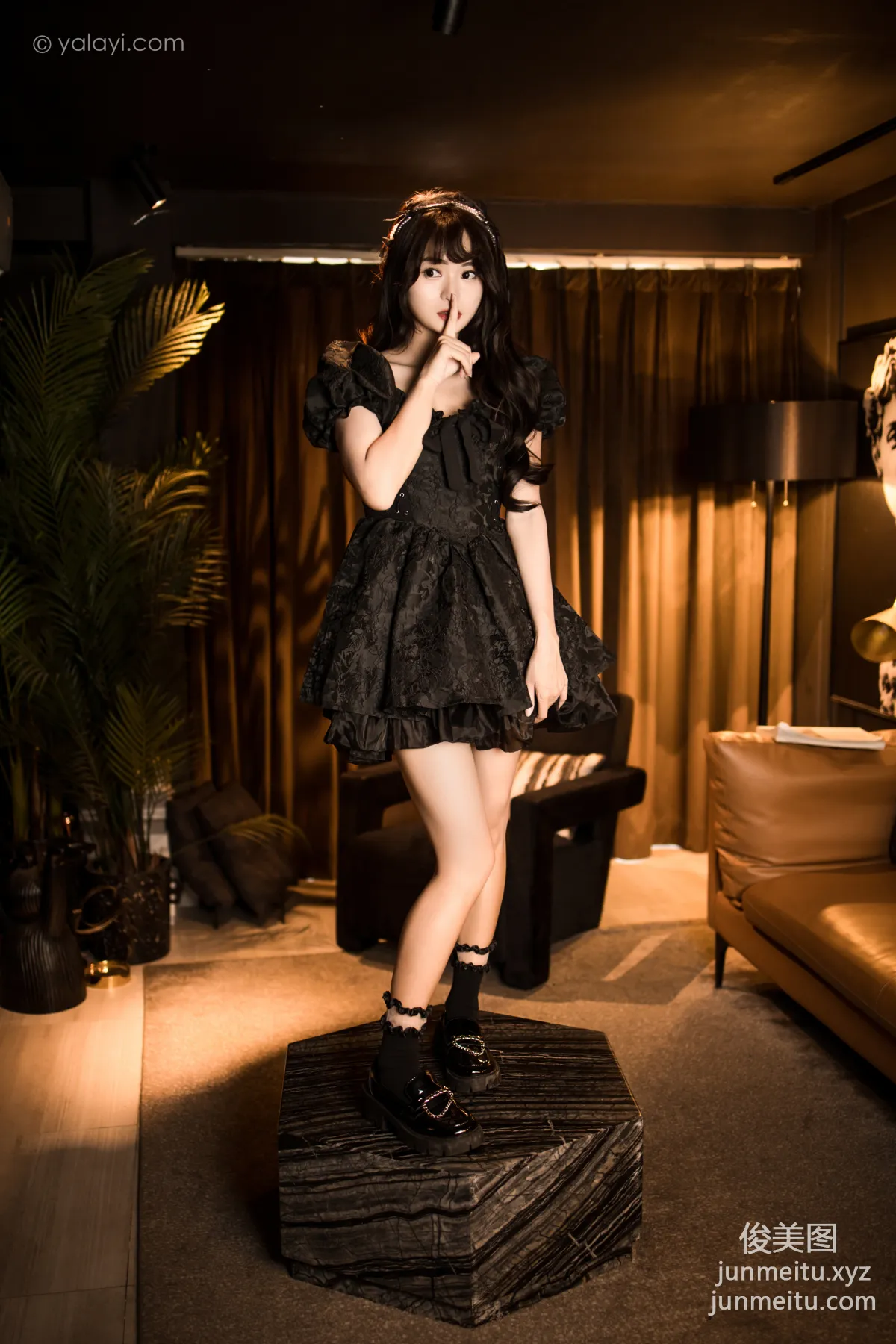 [YALAYI雅拉伊] 2022.10.17 NO.980 手办女友 小亭 page 32