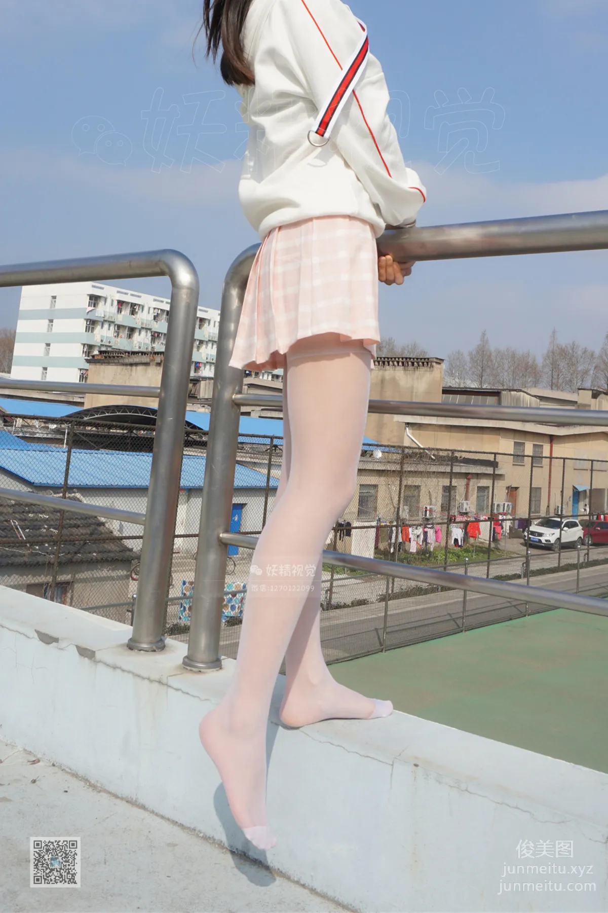 妖精视觉 NO.054 妮妮 天台白丝 [74P] page 16