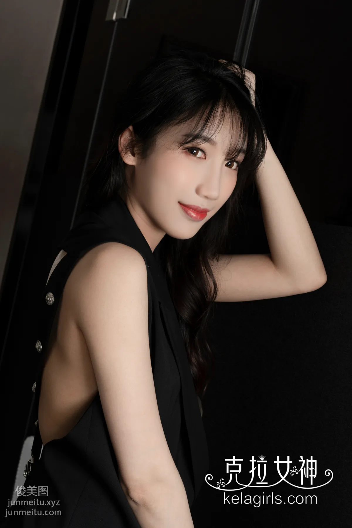 [KeLaGirls克拉女神] 2019.05.31《OL晾脚底》佳莹 page 2