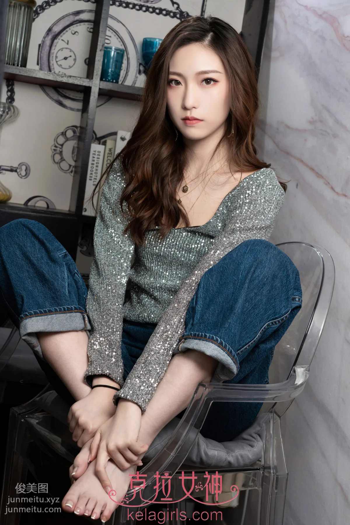 [KeLaGirls克拉女神] 2019.06.03《银装小翘臀》芊芊 page 6