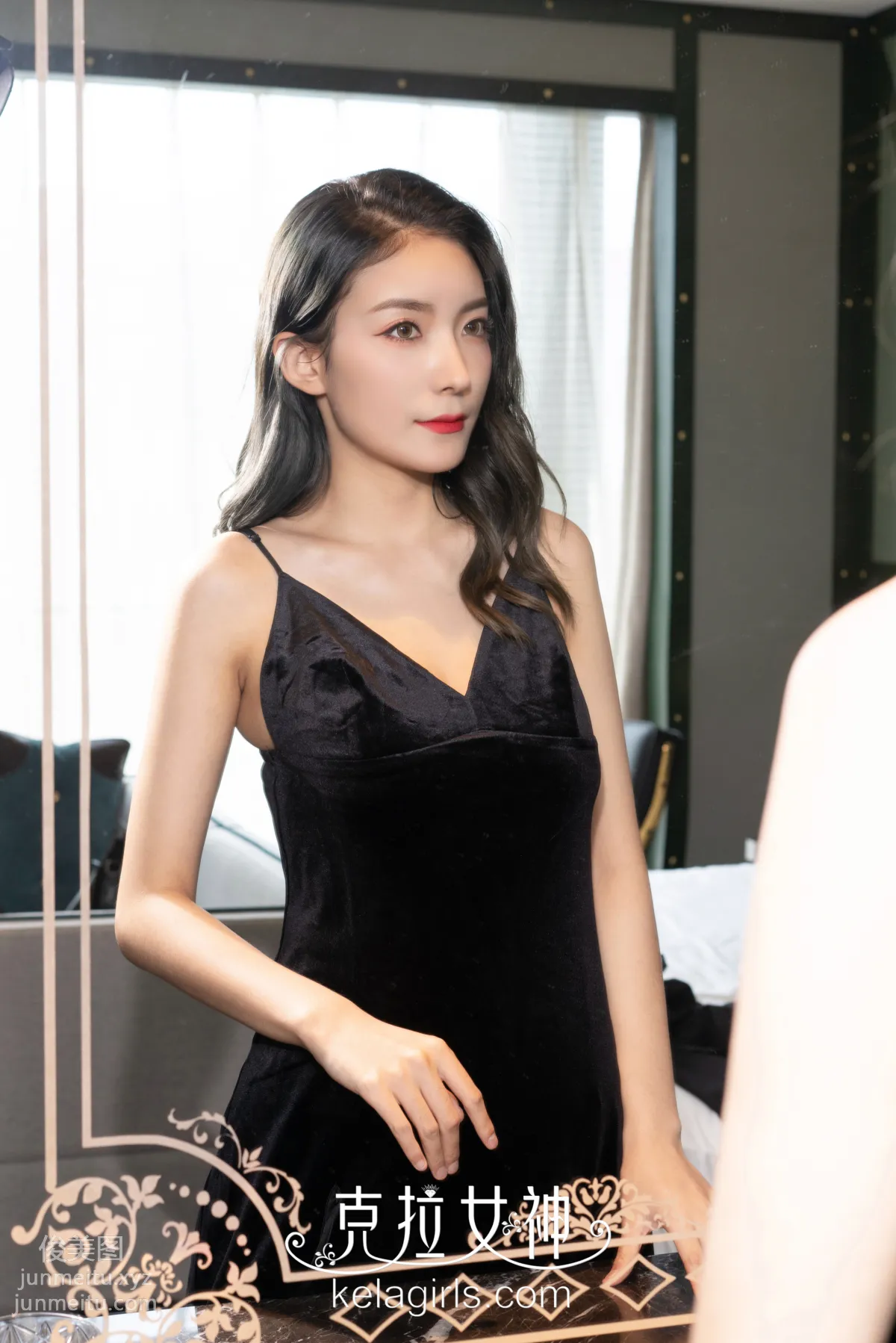 [KeLaGirls克拉女神] 2019.06.28《名媛赤足》苏展 page 8