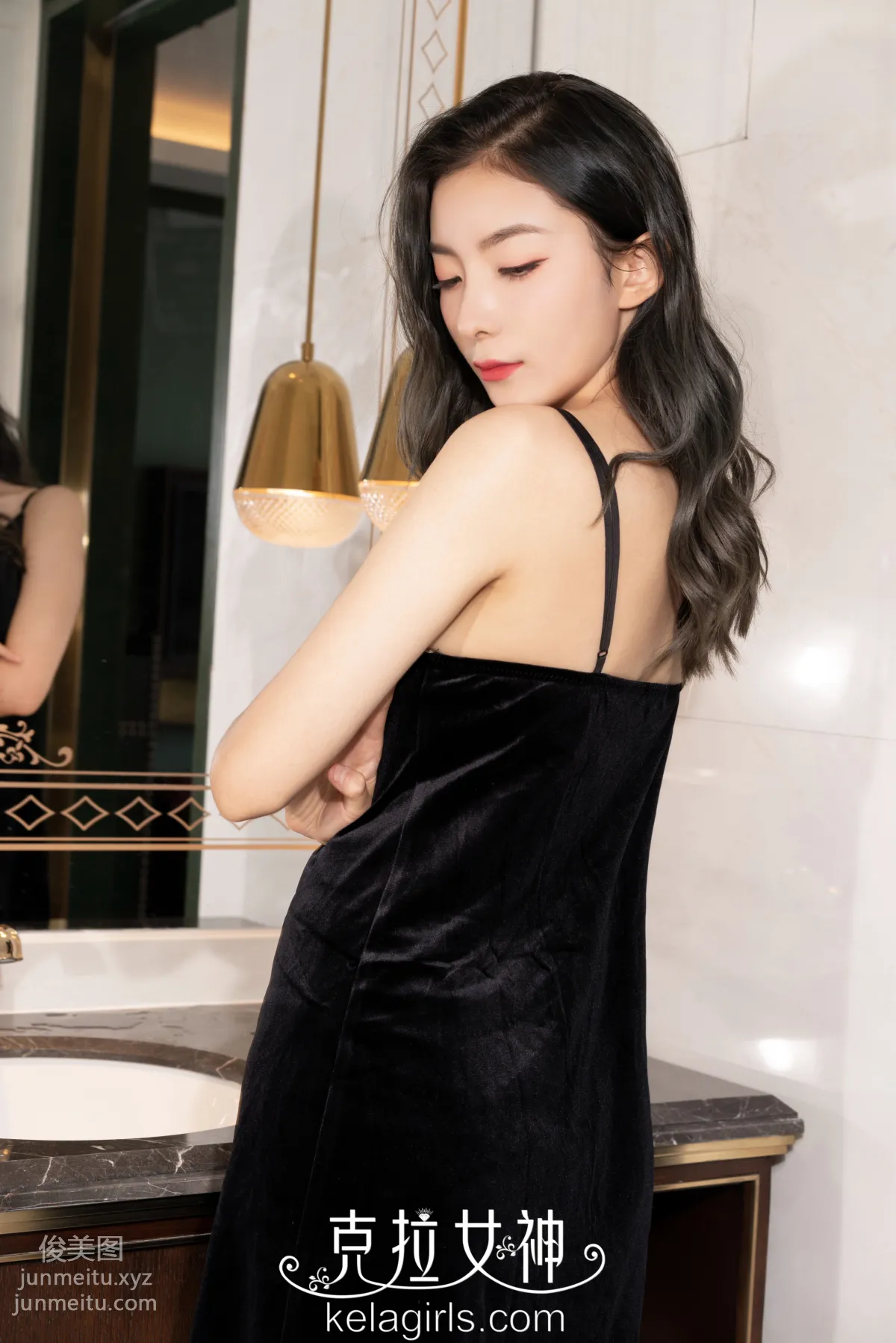 [KeLaGirls克拉女神] 2019.06.28《名媛赤足》苏展 page 37