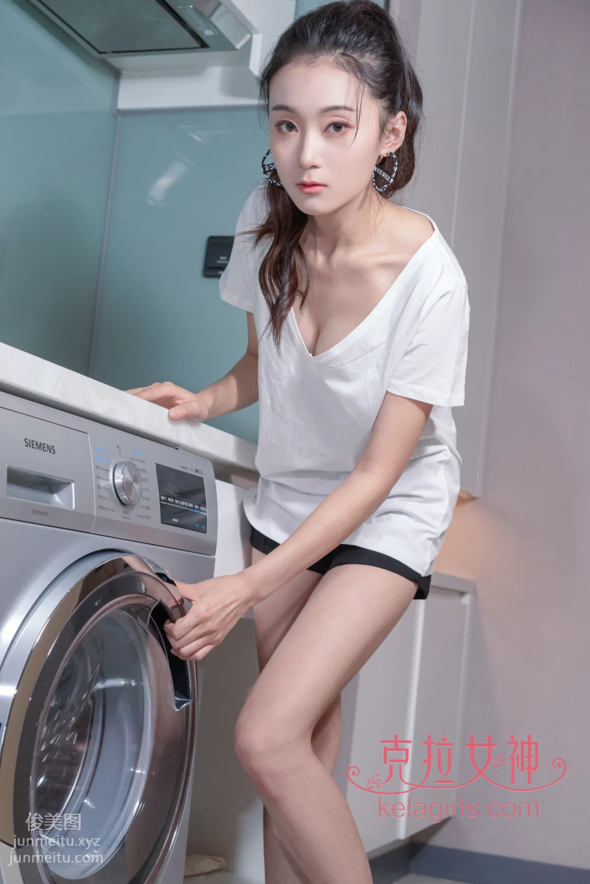 [KeLaGirls克拉女神] 2019.10.02《脱丝洗袜》赵敏 page 17
