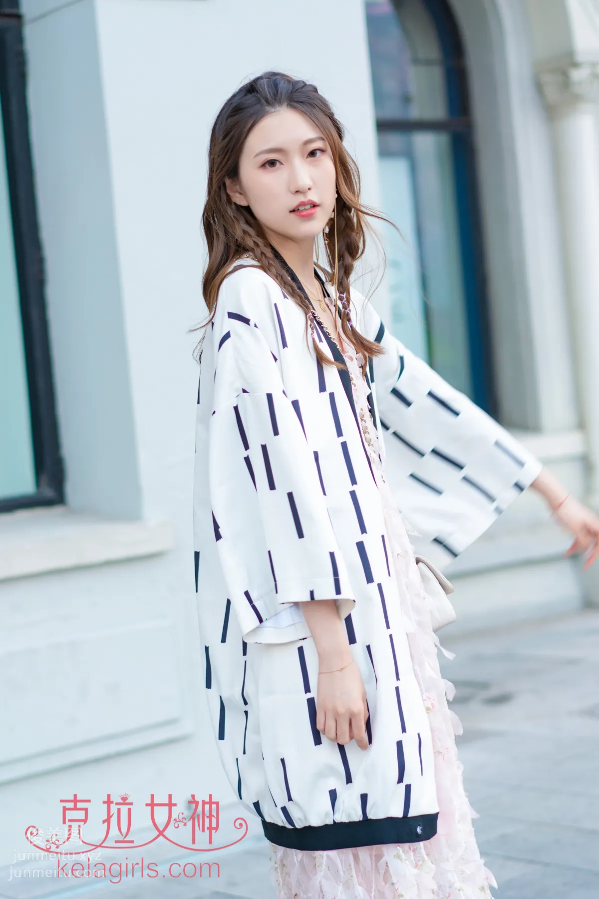 [KeLaGirls克拉女神] 2019.12.20《邂逅外滩》芊芊 page 15