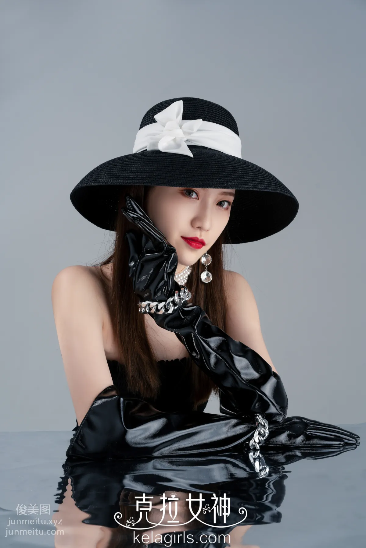 [KelaGirls克拉女神] 2020.08.14《纯欲の臀》芊芊 page 3