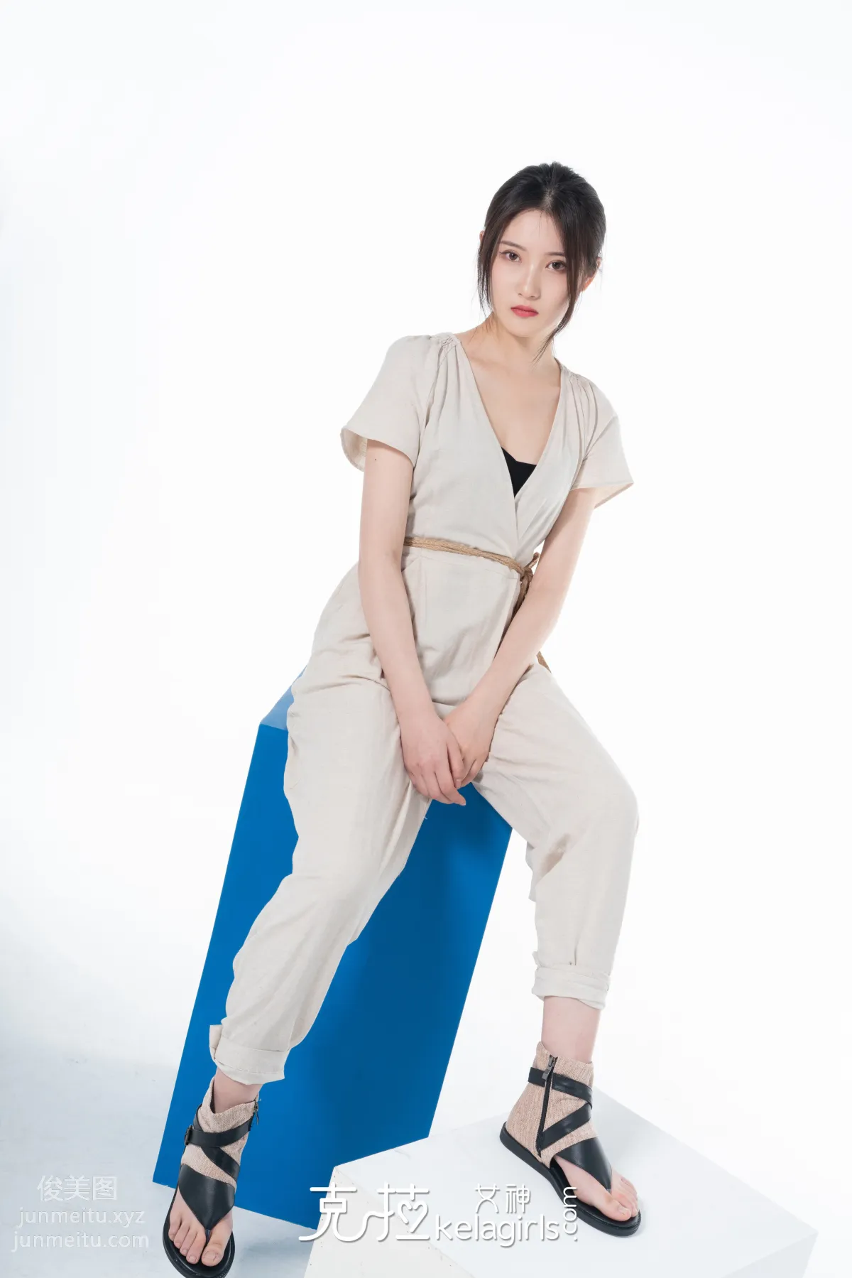 [Kelagirls克拉女神]2021.12.21《脱鞋量脚》嘉萌[30P] page 5