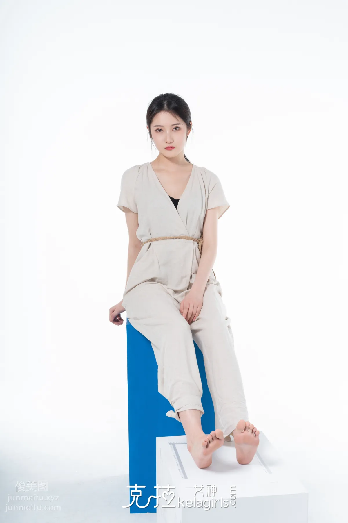 [Kelagirls克拉女神]2021.12.21《脱鞋量脚》嘉萌[30P] page 9