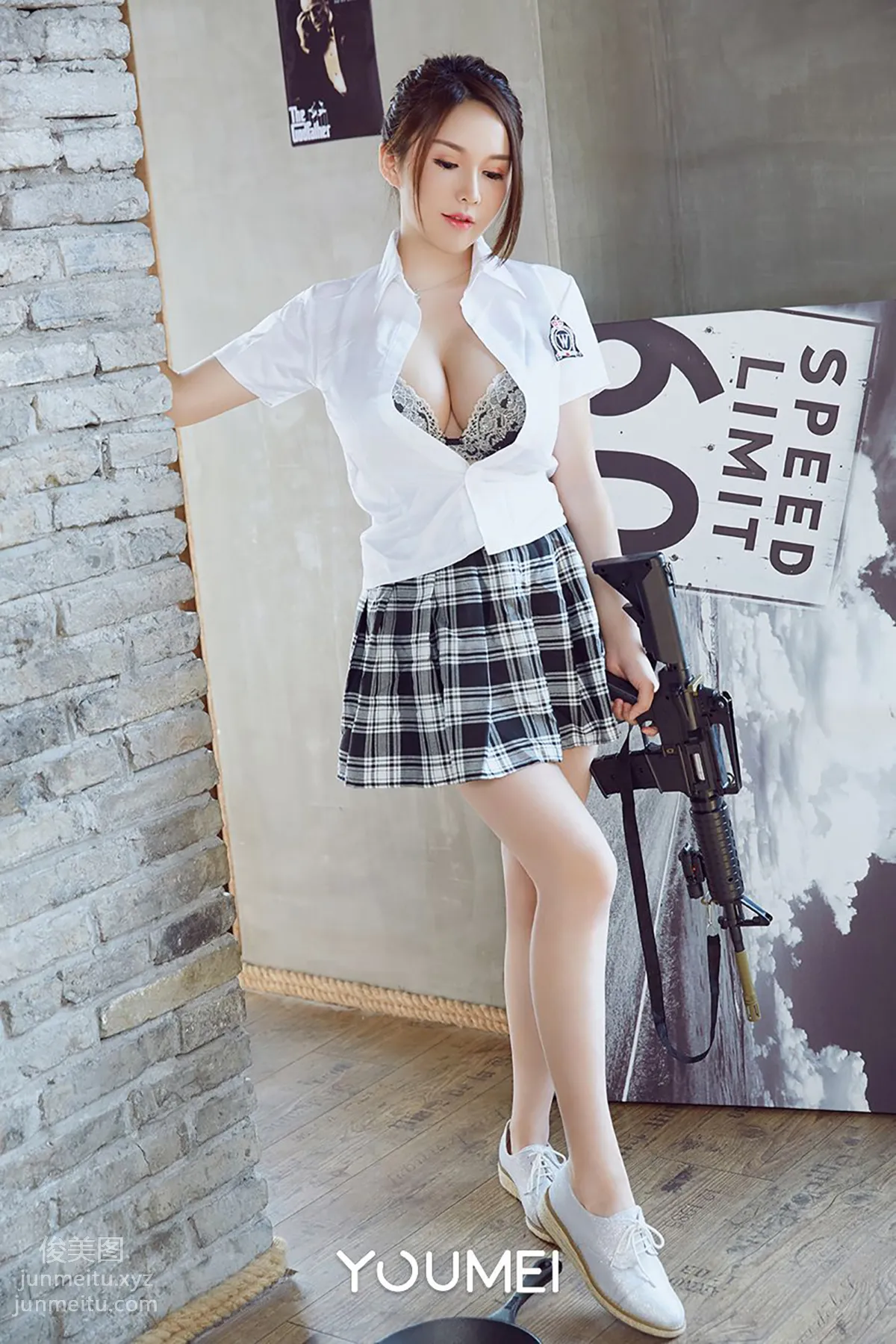 [YouMei尤美]2018.08.24 VOL.051 吃鸡の蜜桃 沈蜜桃 page 15