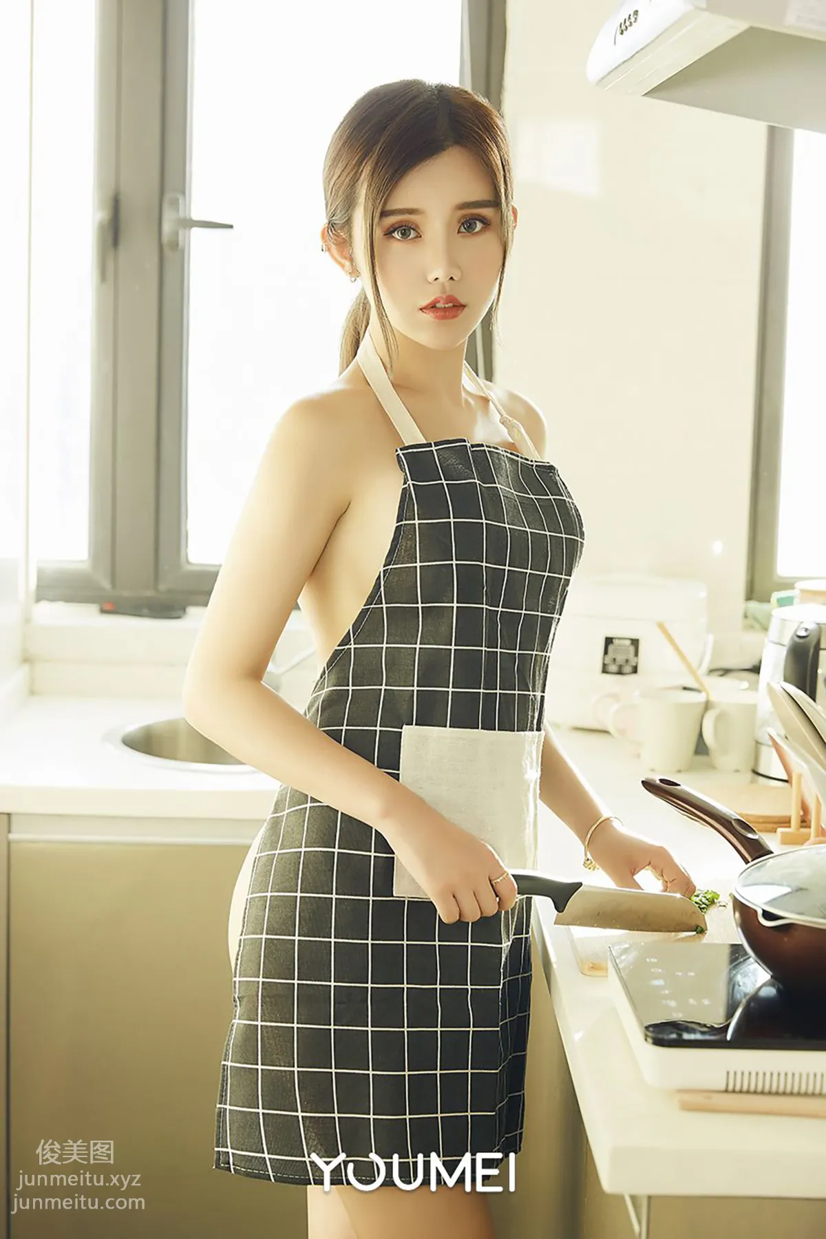 [YouMei尤美]2018.09.28 VOL.063 真空厨娘 卓娅祺 page 2