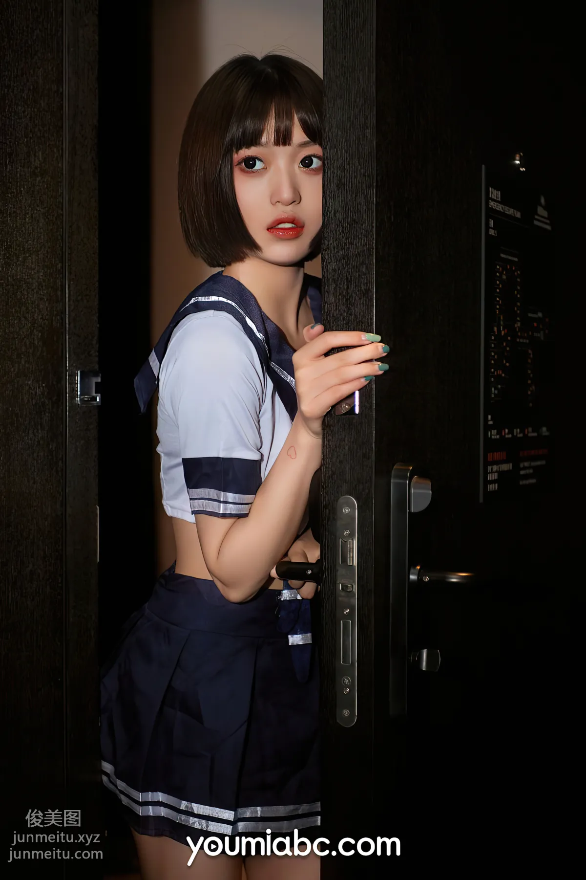 784：[YouMi尤蜜]2021.07.19 放学等我 萌萌[28P] page 2