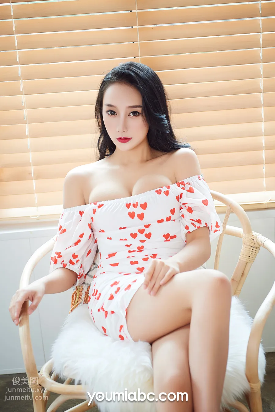 [YouMi尤蜜]2019.05.17 冷艳美人 何嘉颖[38P] page 4