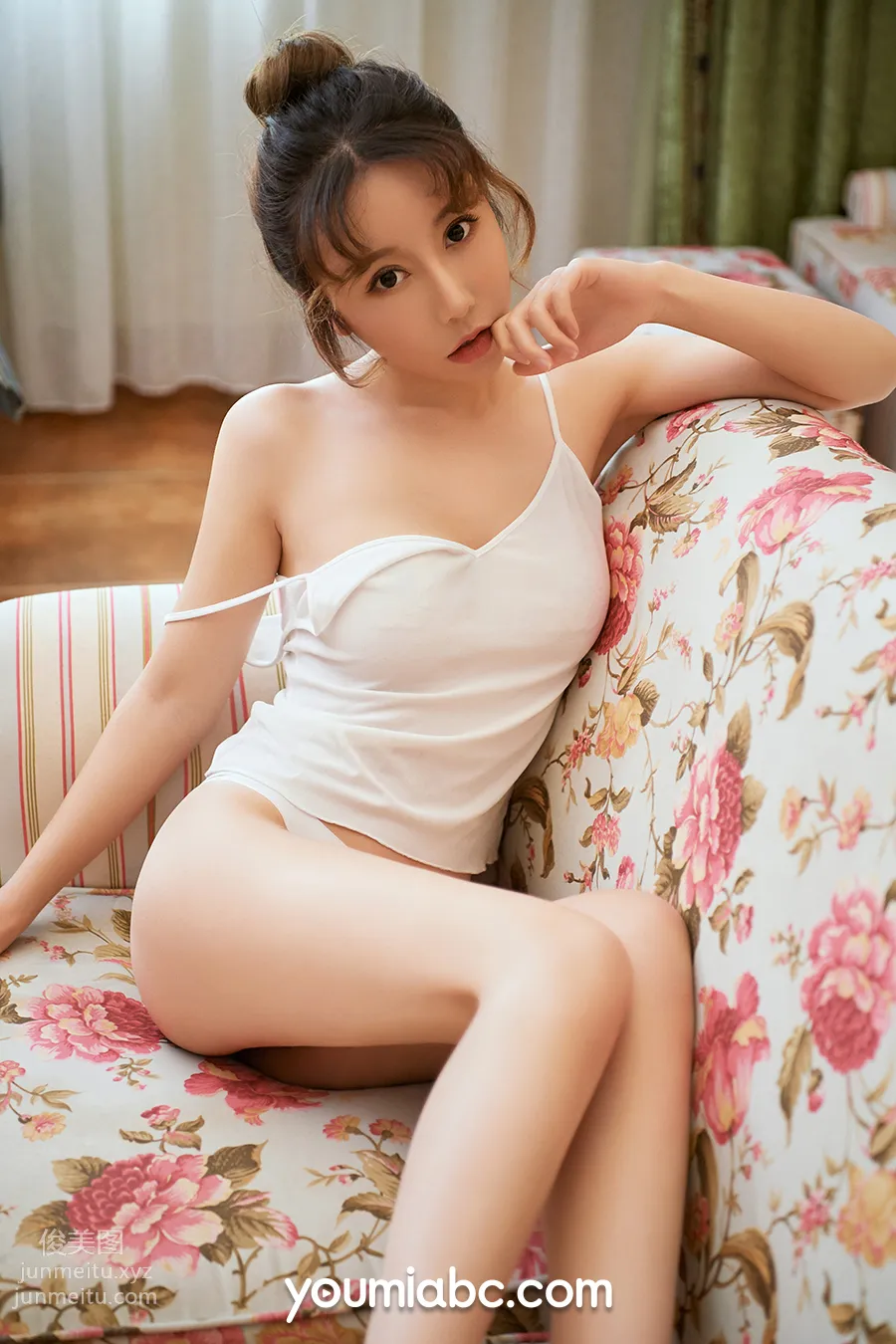 [YouMi尤蜜]2020.03.02 草莓女孩 瑶瑶[34P] page 9