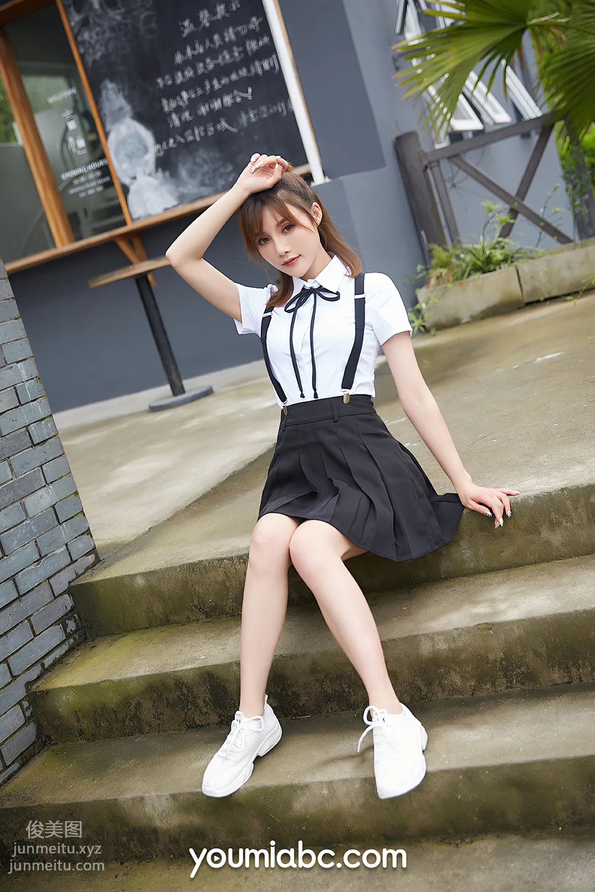[YouMi尤蜜]2020.08.27 火辣女特工 奶茶Emily[35P] page 11