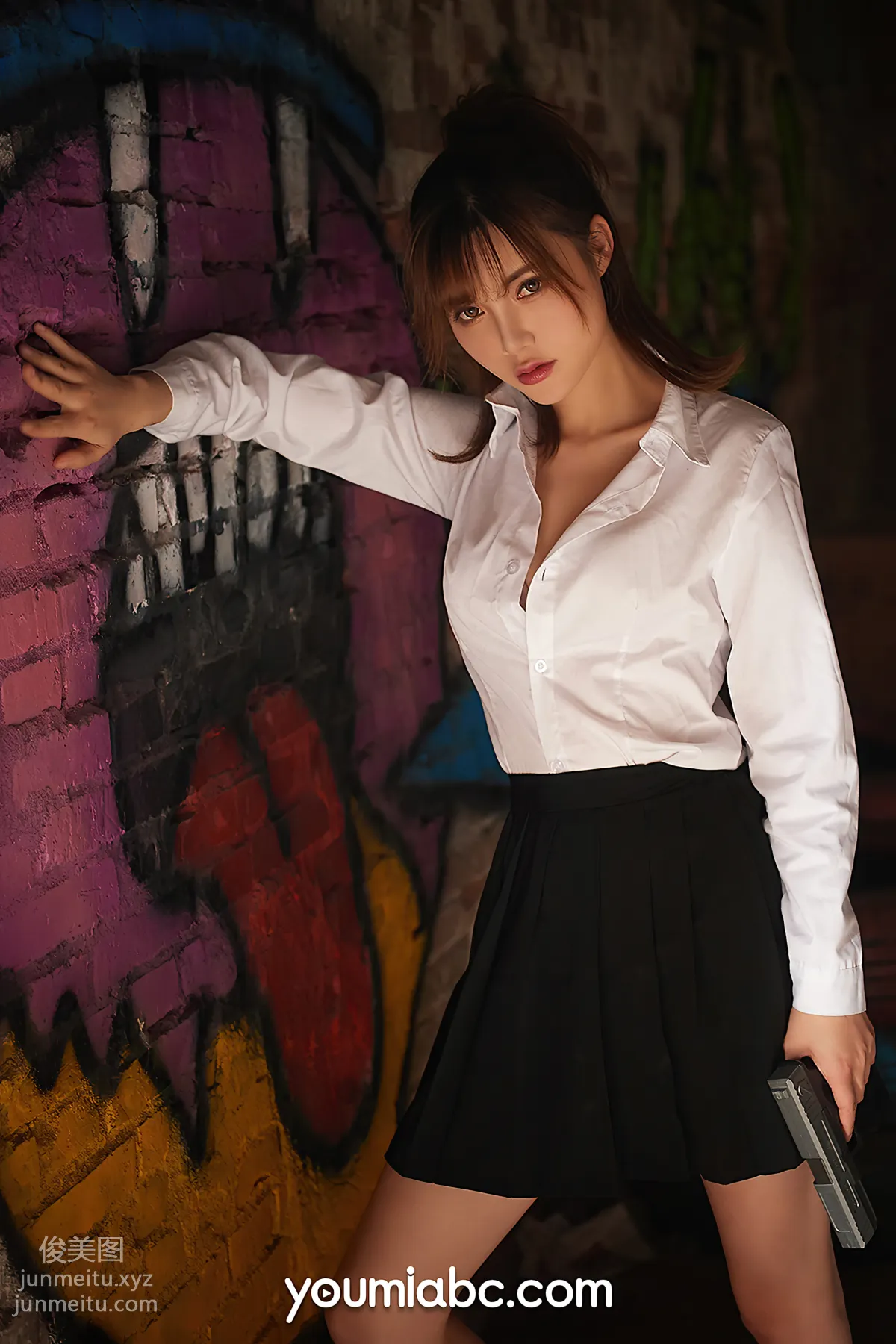 [YouMi尤蜜]2020.08.27 火辣女特工 奶茶Emily[35P] page 23