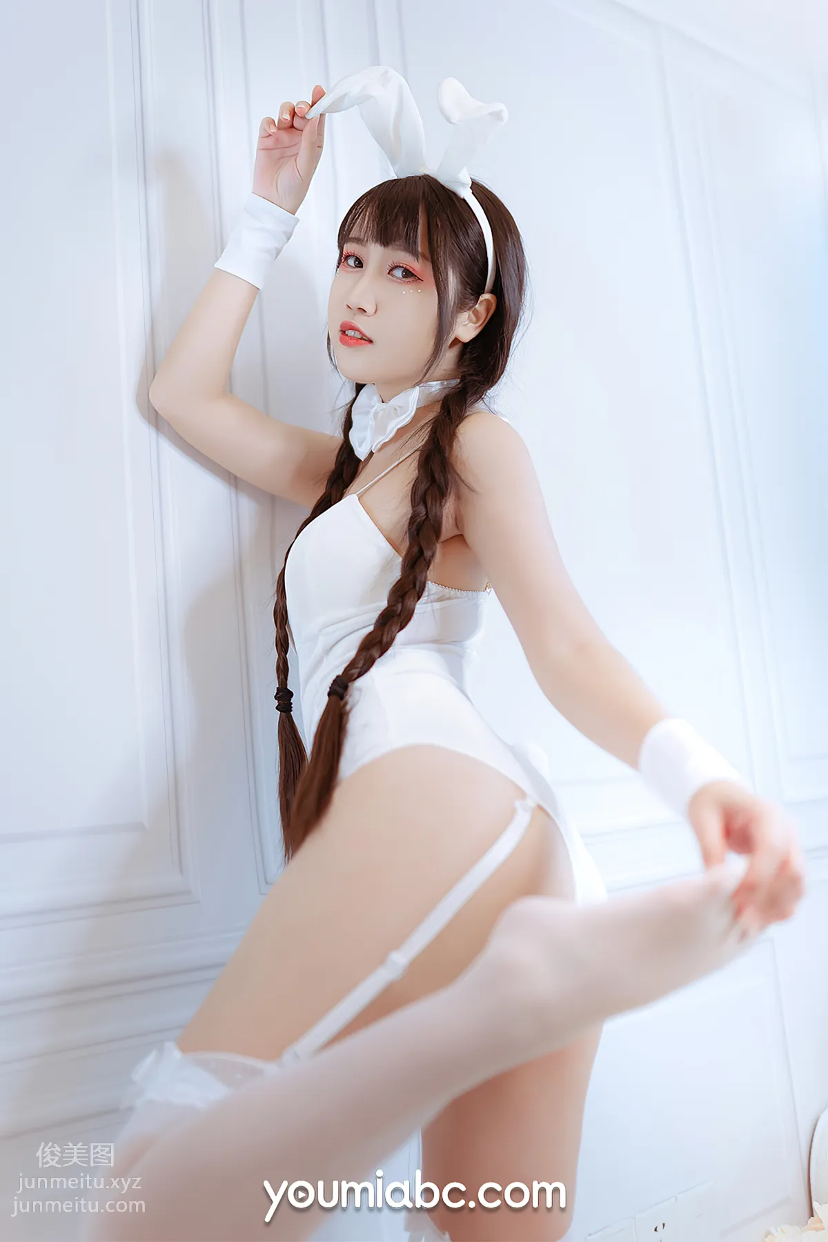 [YouMi尤蜜]2021.01.29 白兔侍女 呆猫[26P] page 9