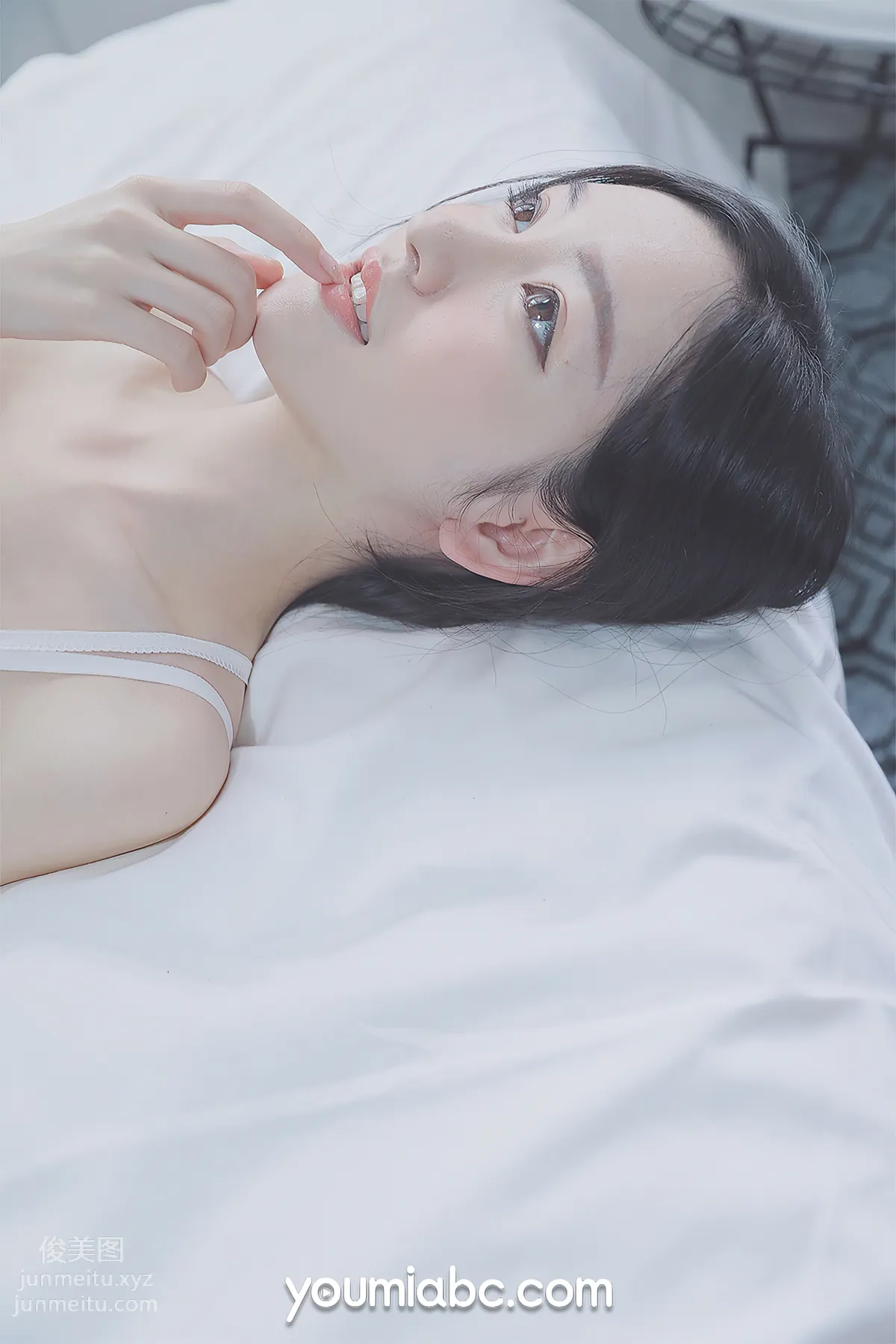 [YouMi尤蜜]2021.04.22 白裙少女 沈梦瑶[24P] page 23