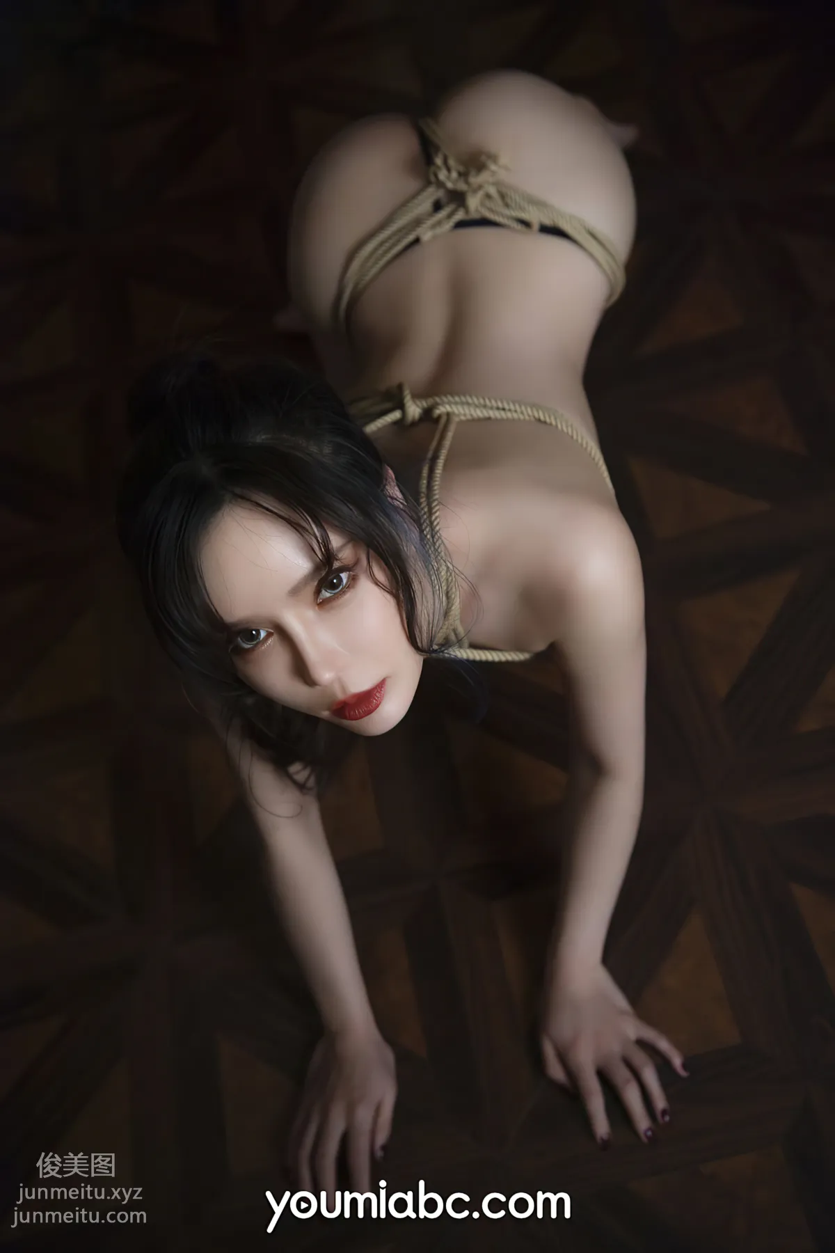 [YouMi尤蜜]2021.08.23 深夜画廊 艾小青[30P] page 22