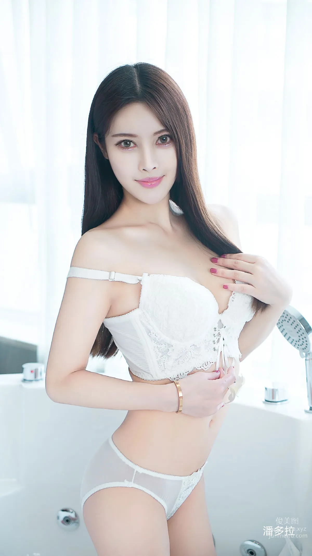 《潘多拉》私房摄影杂志2016.09.15 第六期 page 17