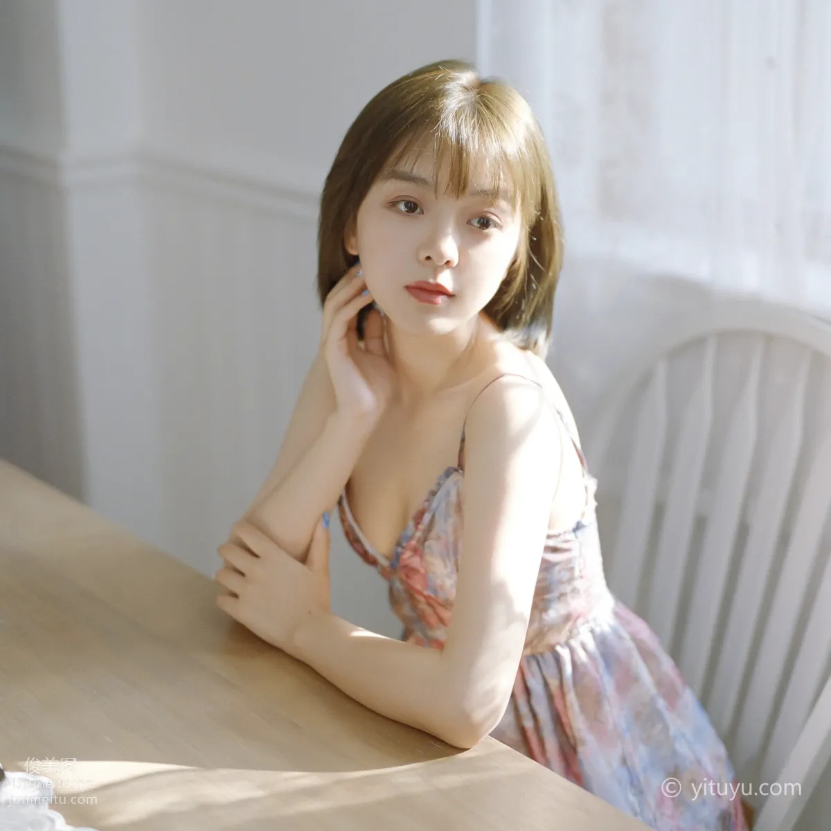[YITUYU艺图语]2020.11.26 匆匆又夏天 carmen page 4