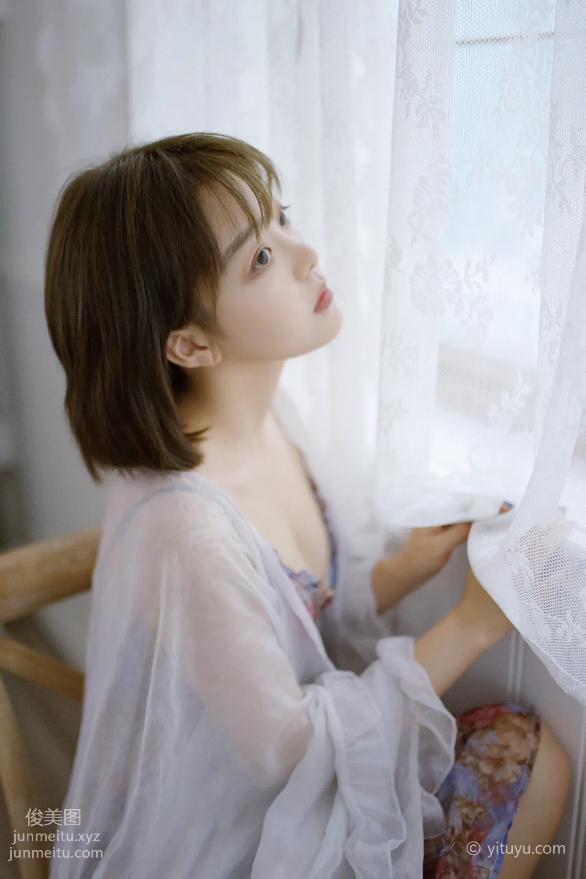 [YITUYU艺图语]2020.11.26 匆匆又夏天 carmen page 6